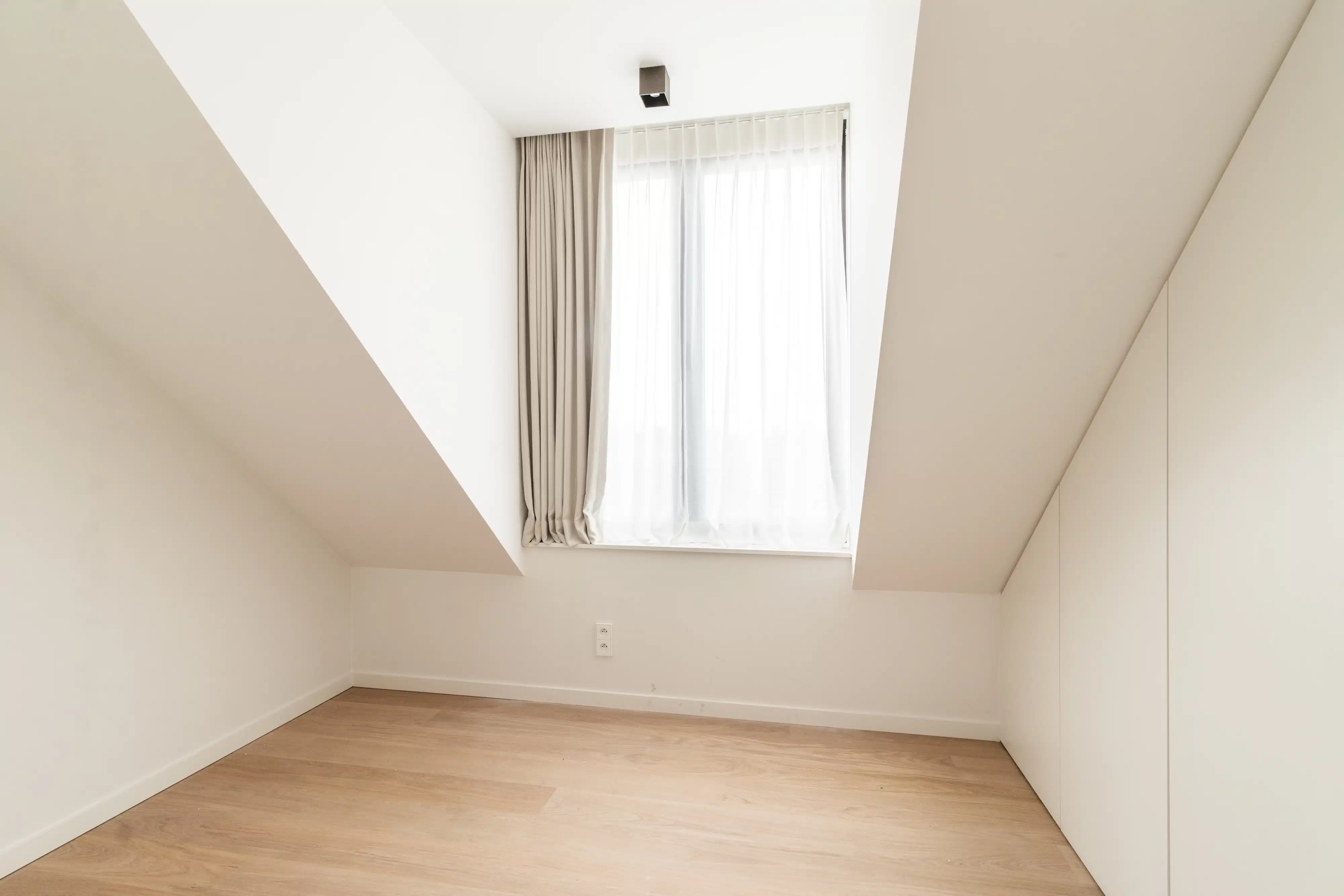 Modern en energiezuinig duplexappartement in Wilrijk foto 9