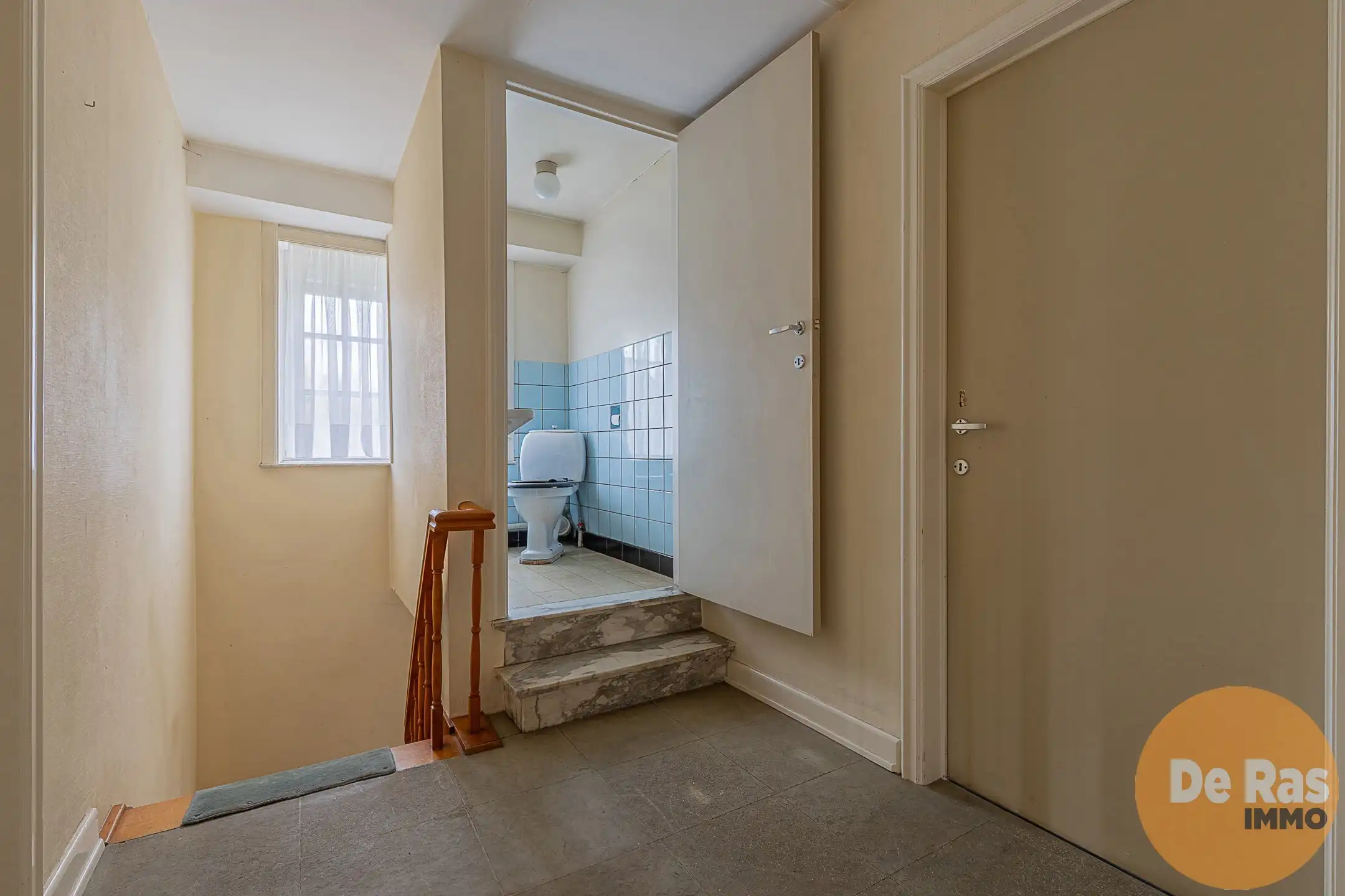 WETTEREN - Solide, te renoveren woning met 4 kamers en tuin foto 12