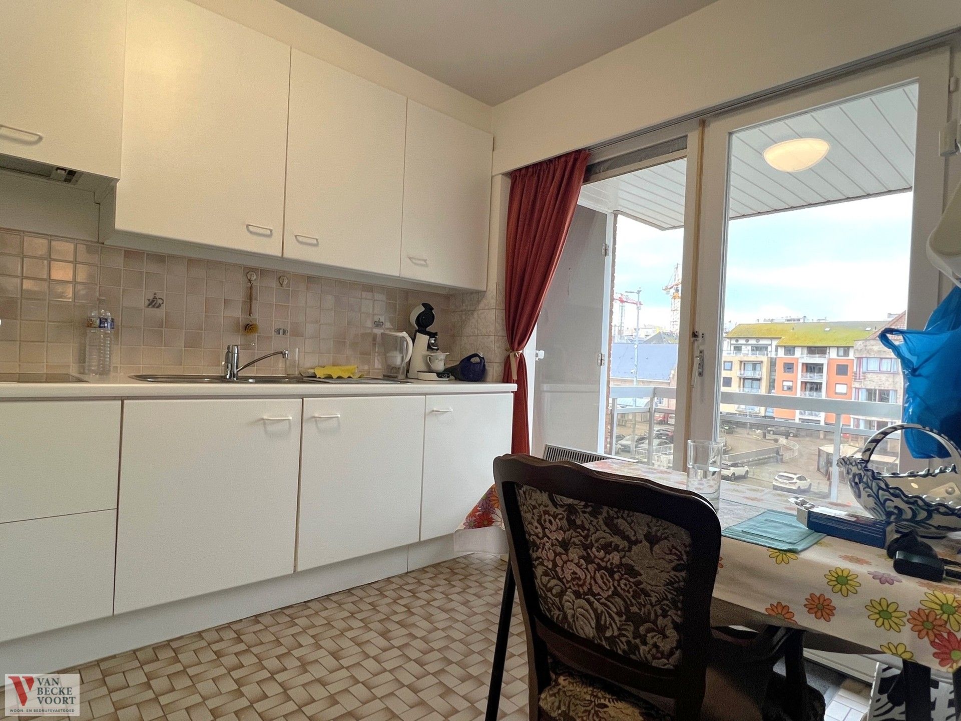 Ruim appartement aan het Mijnplein foto 4