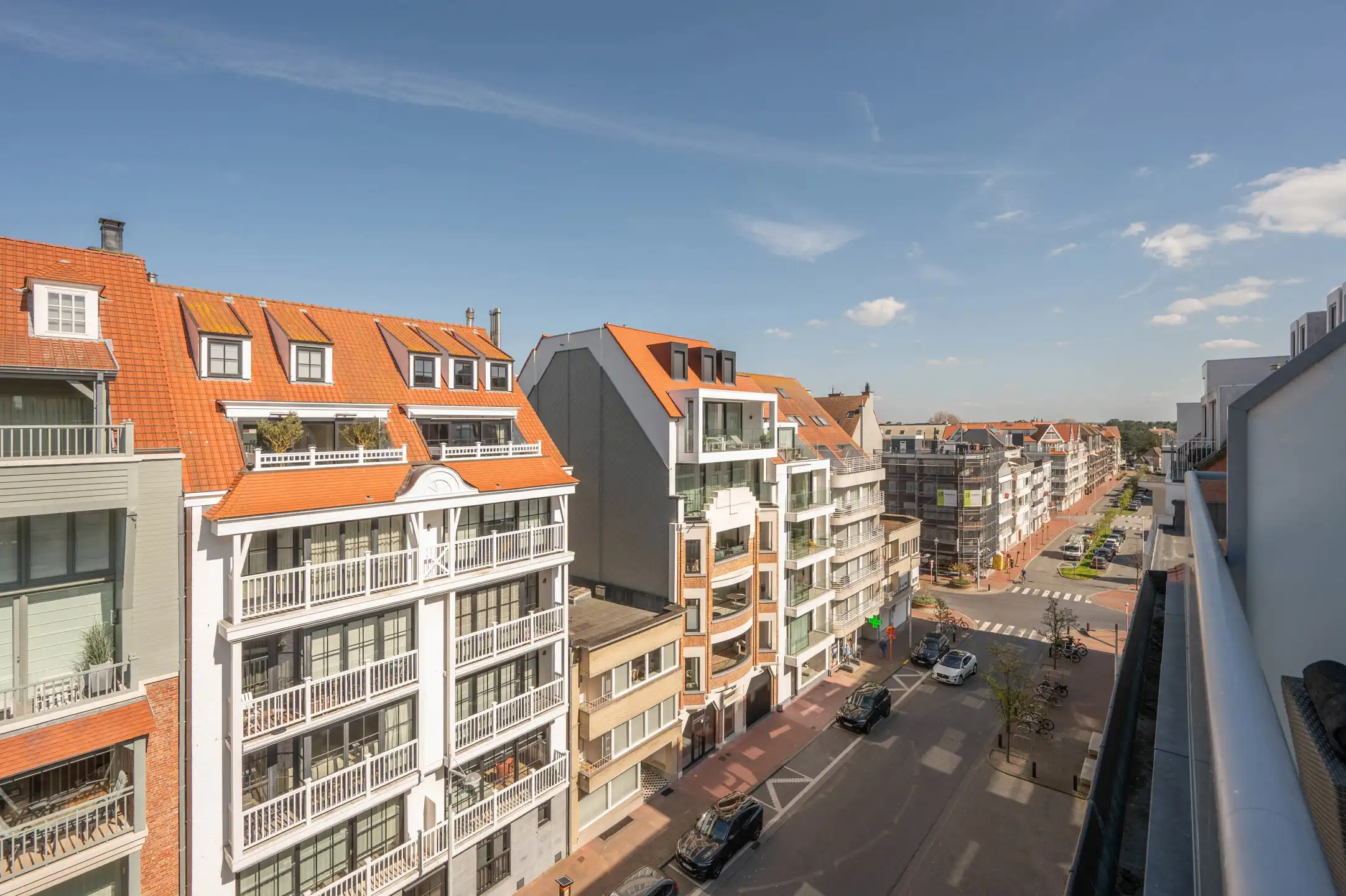 Duplex penthouse met zijdelings zeezicht en royale terrassen foto 15