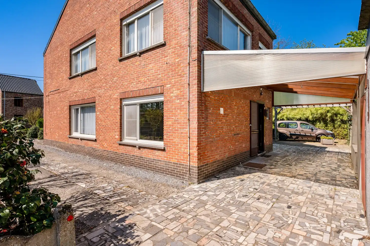 Ruime open bebouwing op landelijke toplocatie foto 3