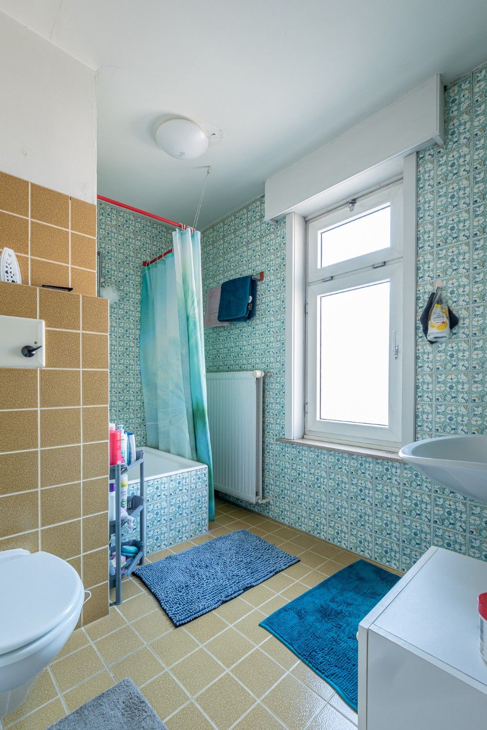 Handelsgelijkvloers en appartement op toplocatie te Tielt foto 12