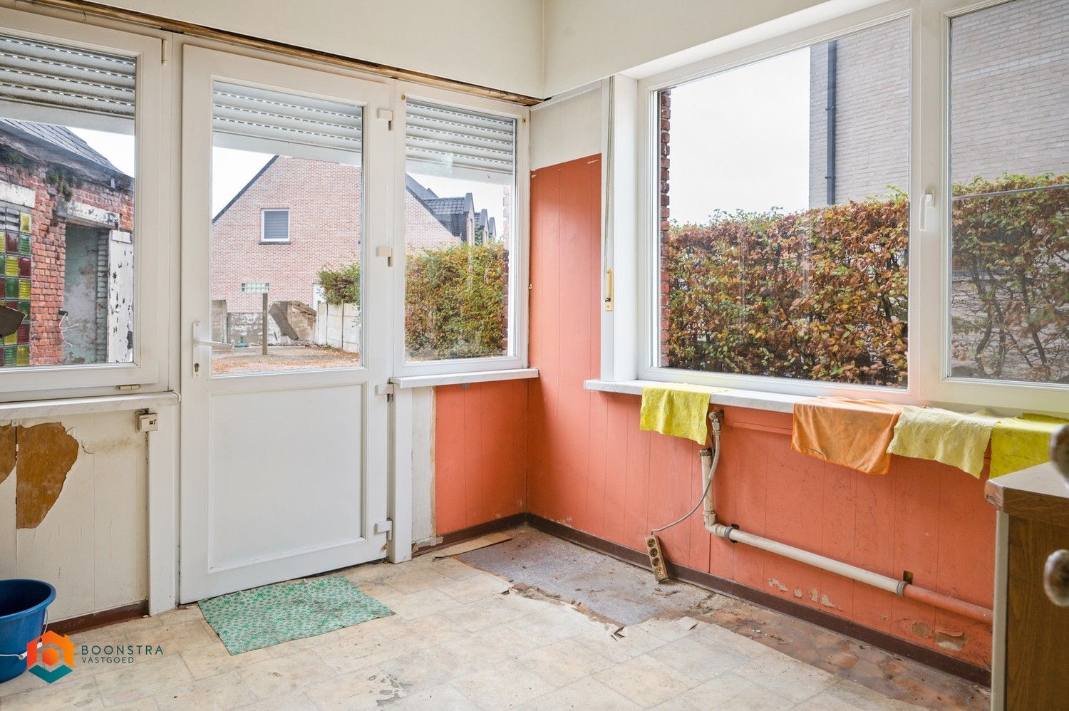 Te renoveren woning met 3 slpkrs in Sint-Katelijne-Waver foto 9