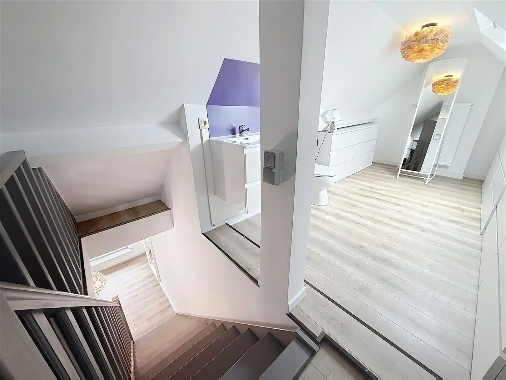 Ruime gerenoveerde woning, 5 slpks, 2 bdks, tuin, 11a 11ca  foto 54