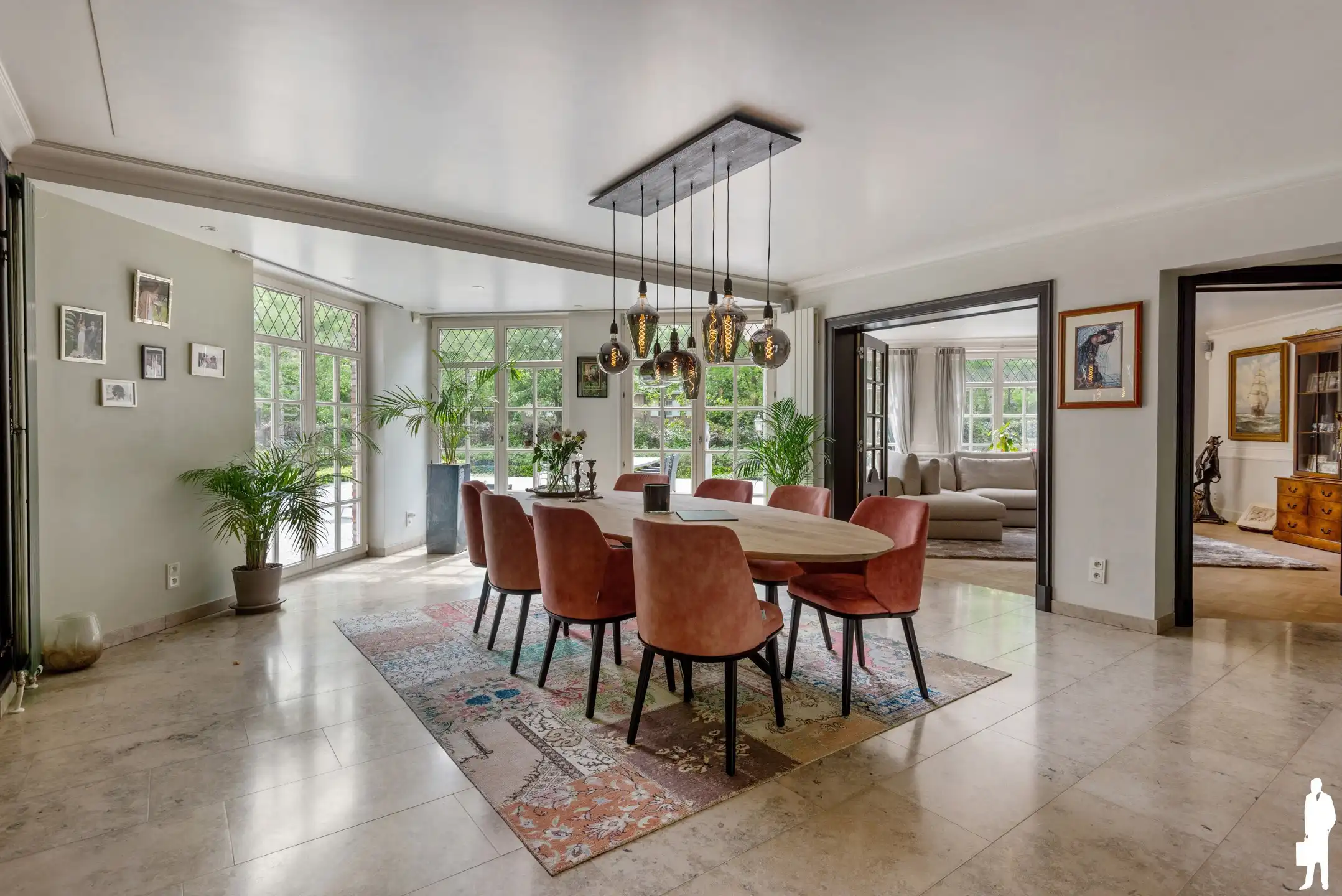 Exclusieve villa met zwembad op een perceel van 6.420 m² foto 13