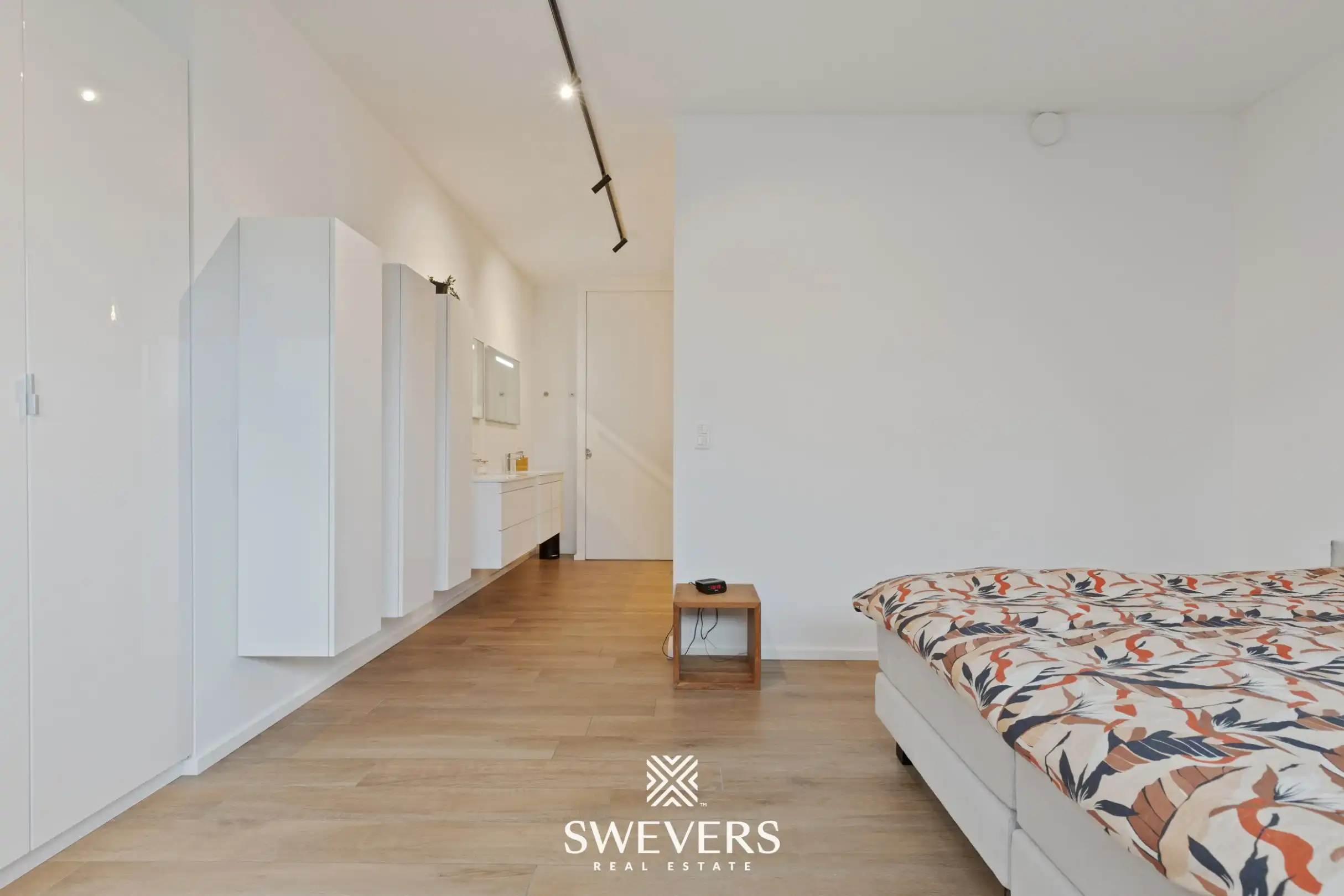 Moderne woning (236 m²) met 4 slaapkamers en dakterras foto 14