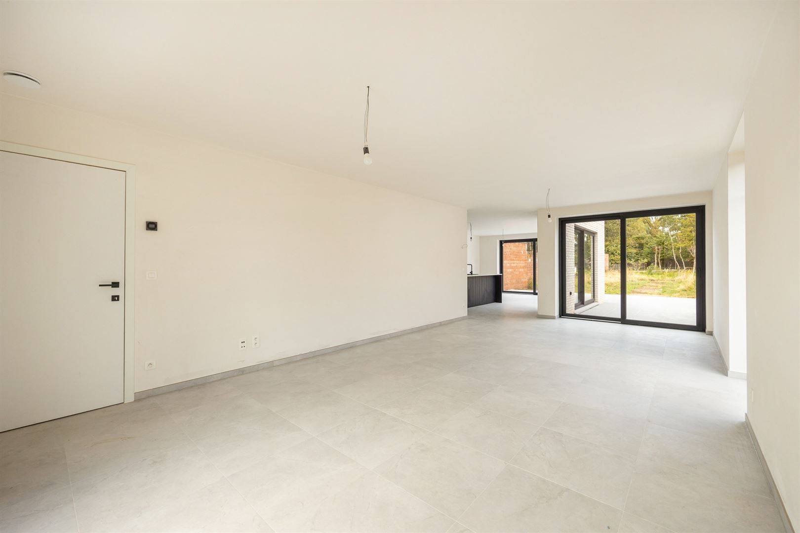 Nieuwbouw HOB met 4 slaapkamers en tuin  foto 3