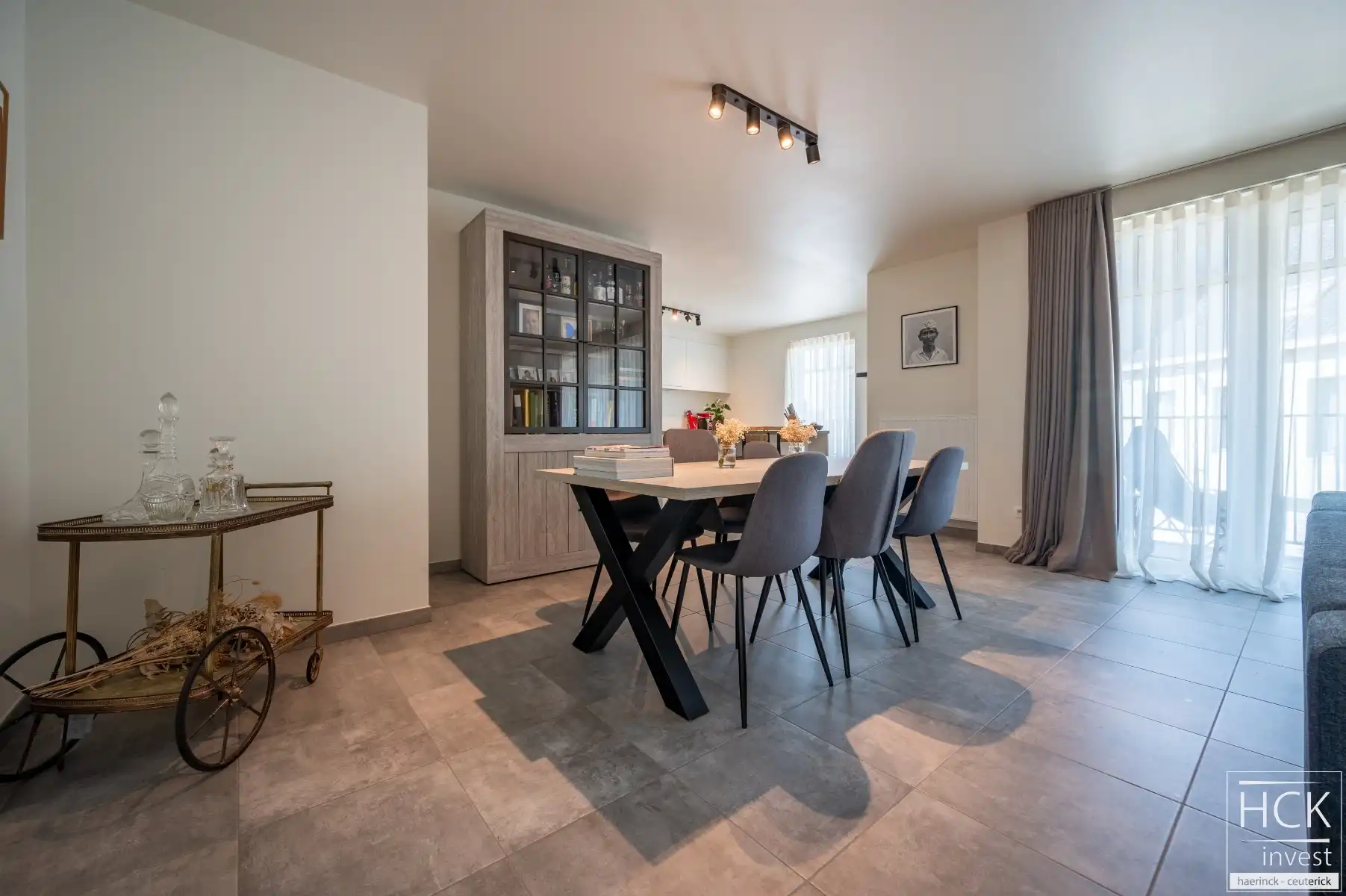 KRUISHOUTEM - Zeer ruim app. met 2 SLP, 2 TERRASSEN én garagebox! foto 5