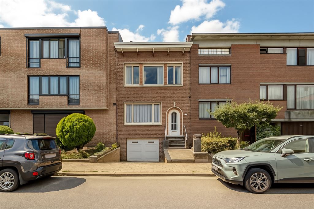 Hoofdfoto van de publicatie: Toffe woning met garage en gezellige tuin