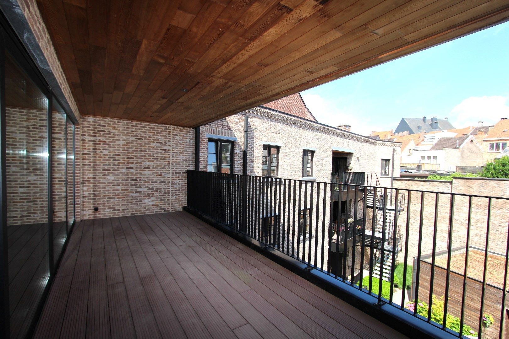 PRACHTIG APPARTEMENT MET GROOT TERRAS foto 6