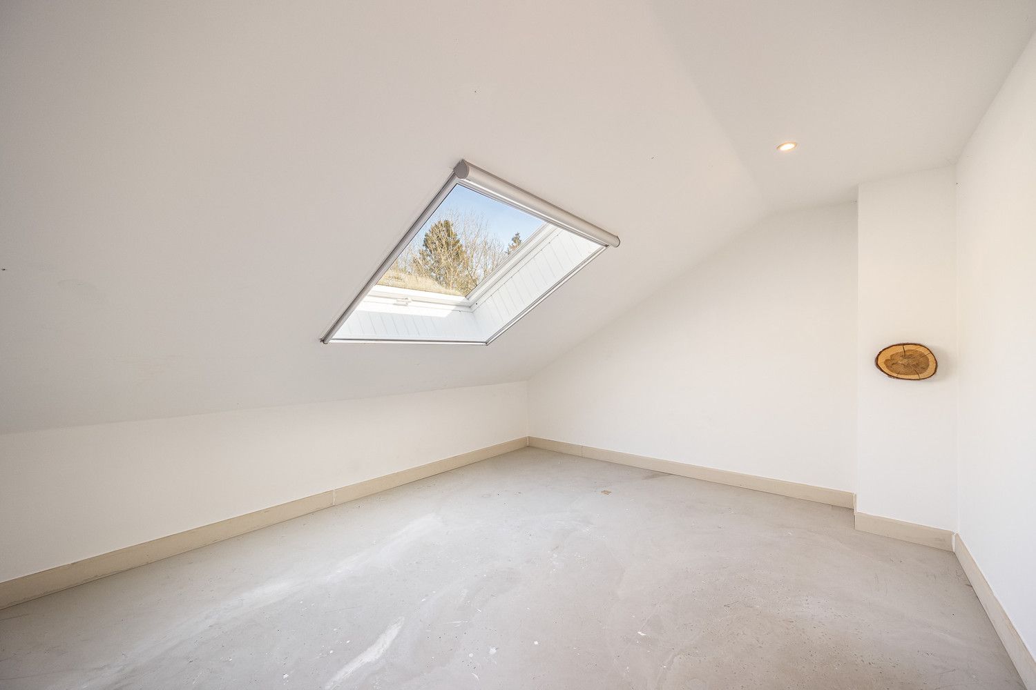 Villa op een uniek perceel van 1 hectare met vijver en zwembad foto 23