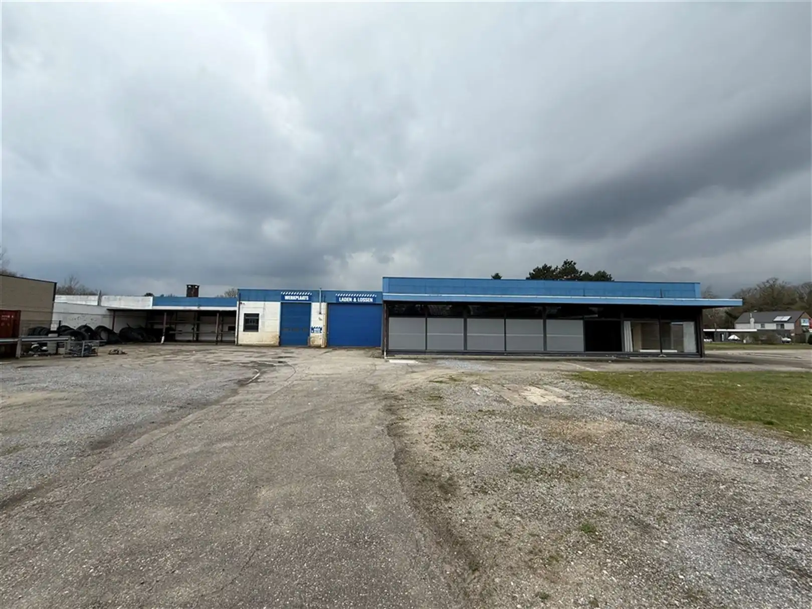 B2B Showroom met buitenterrein op zichtlocatie foto 4