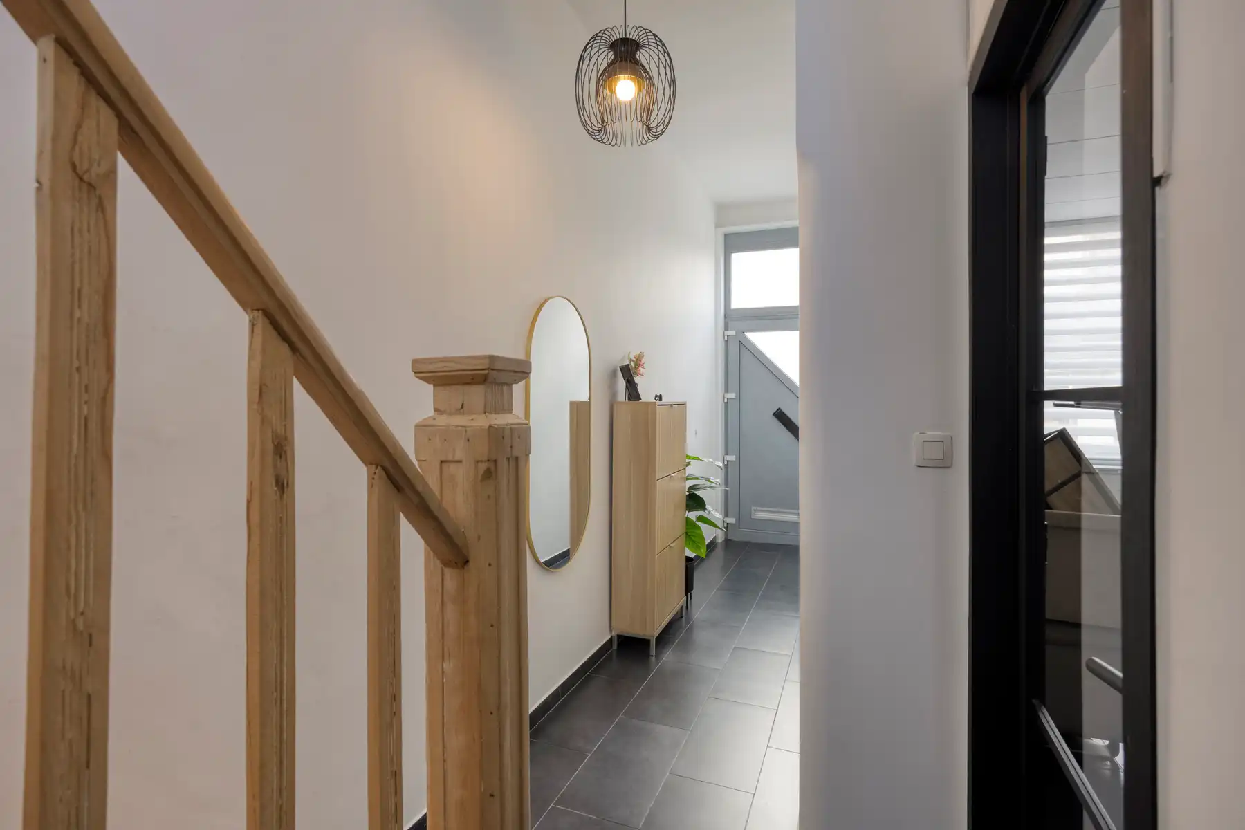 Energiezuinige en instapklare gezinswoning met garagebox foto 4