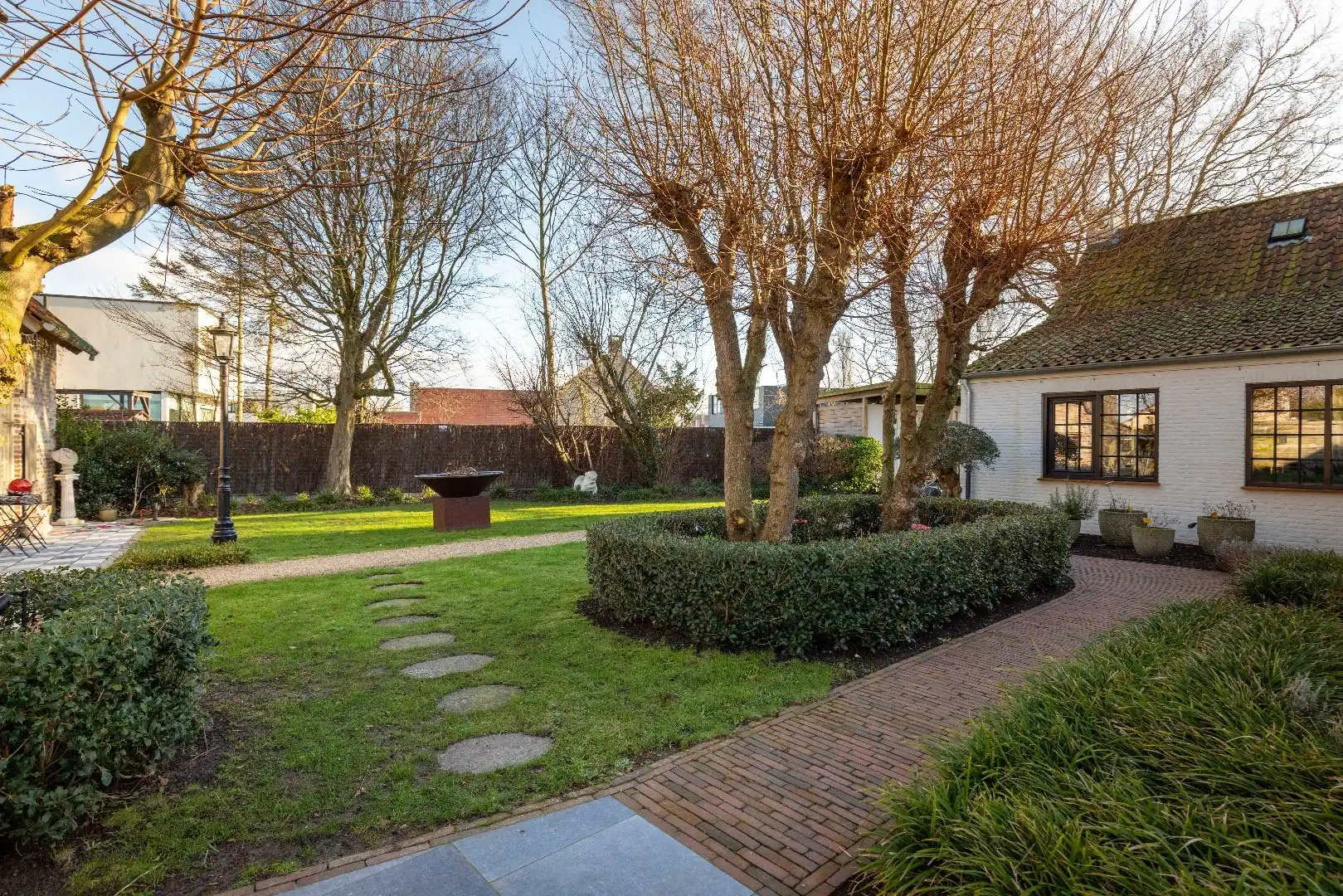 Luxe horecazaak met woonst, parking, terrassen en bureel te Oostduinkerke. foto 22