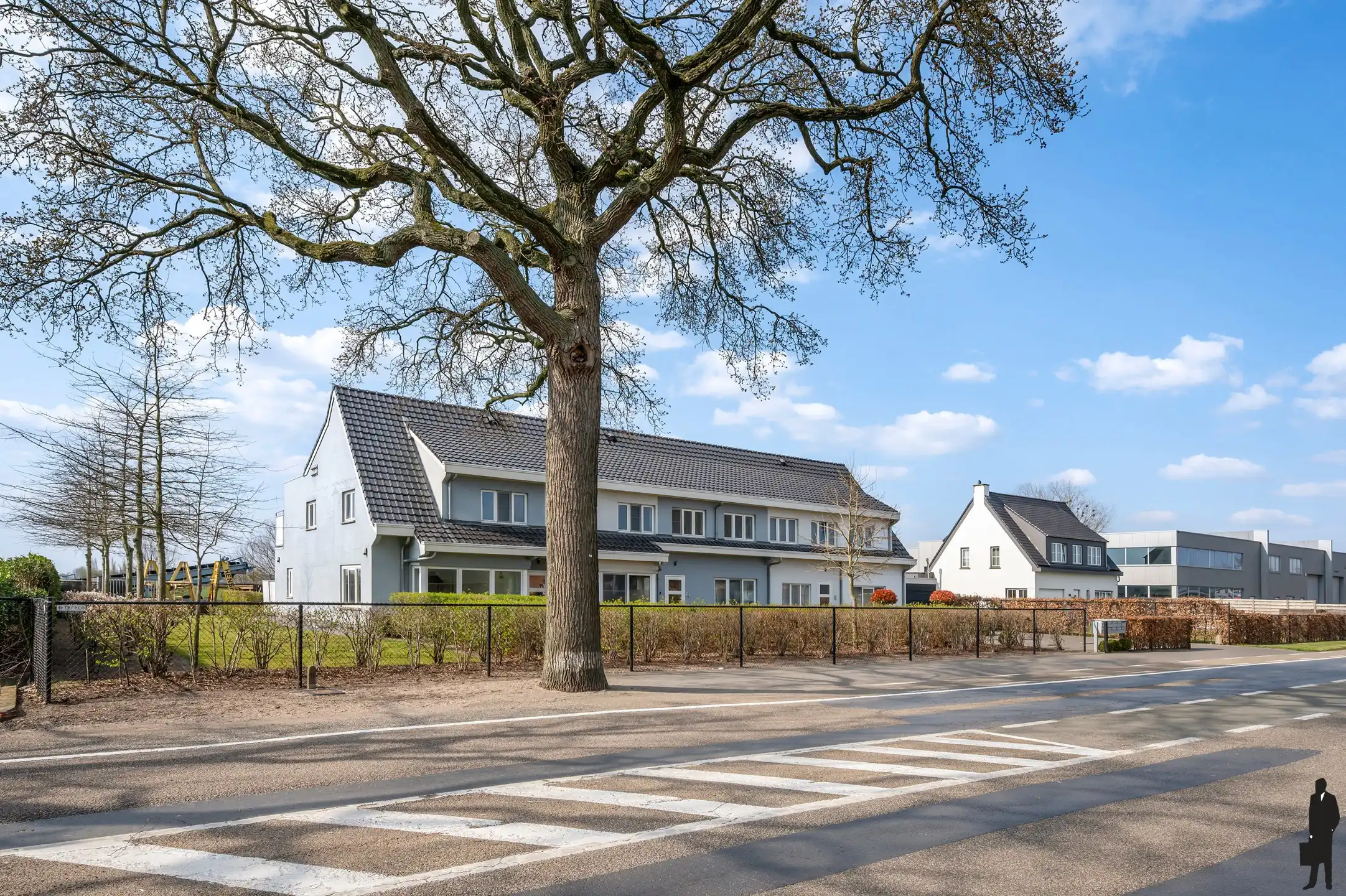 Instapklaar 2 slpk. appartement te Wuustwezel foto {{pictureIndex}}