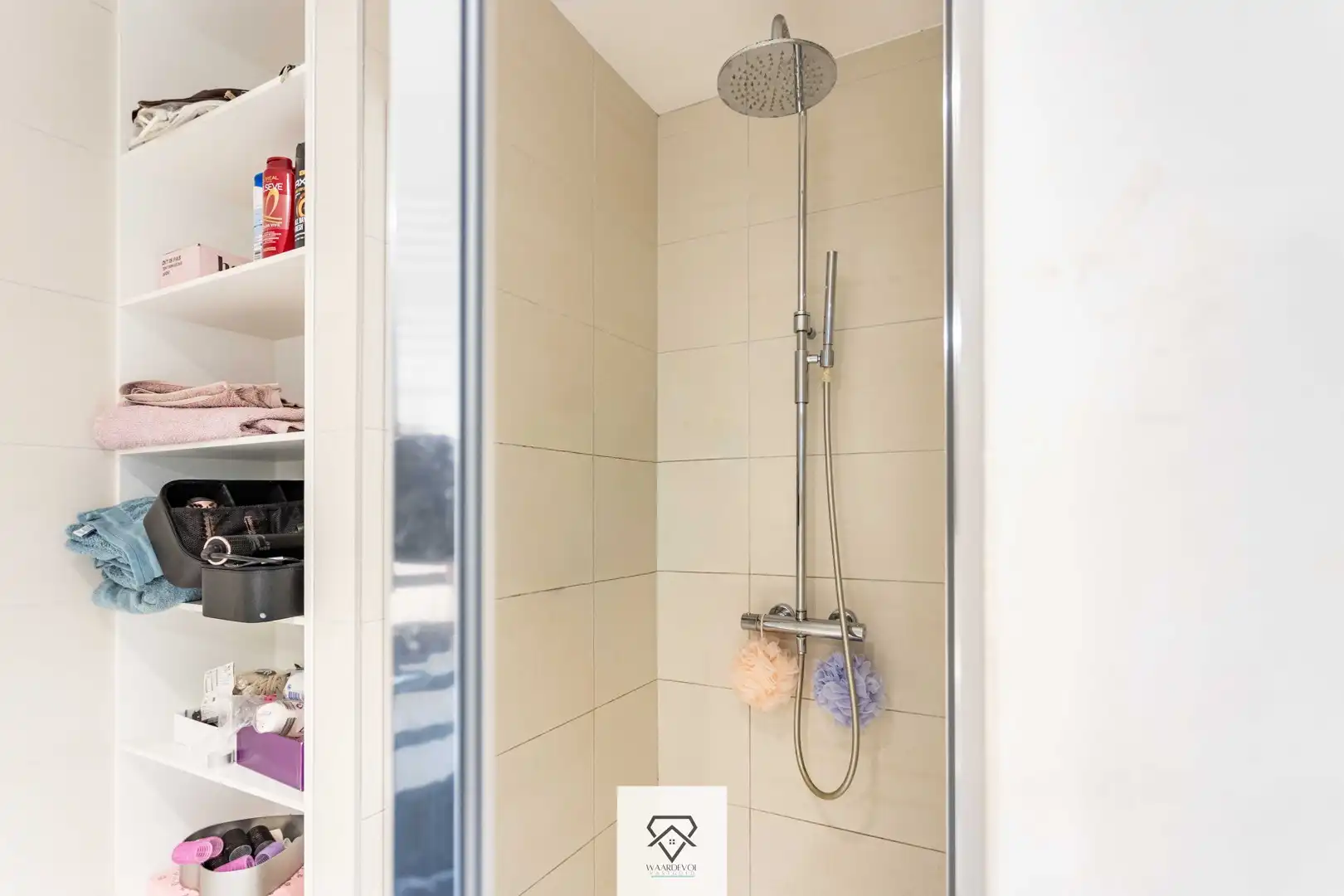 Lichtrijk hoekappartement met 2 slaapkamers en terras te Portus Ganda foto 16