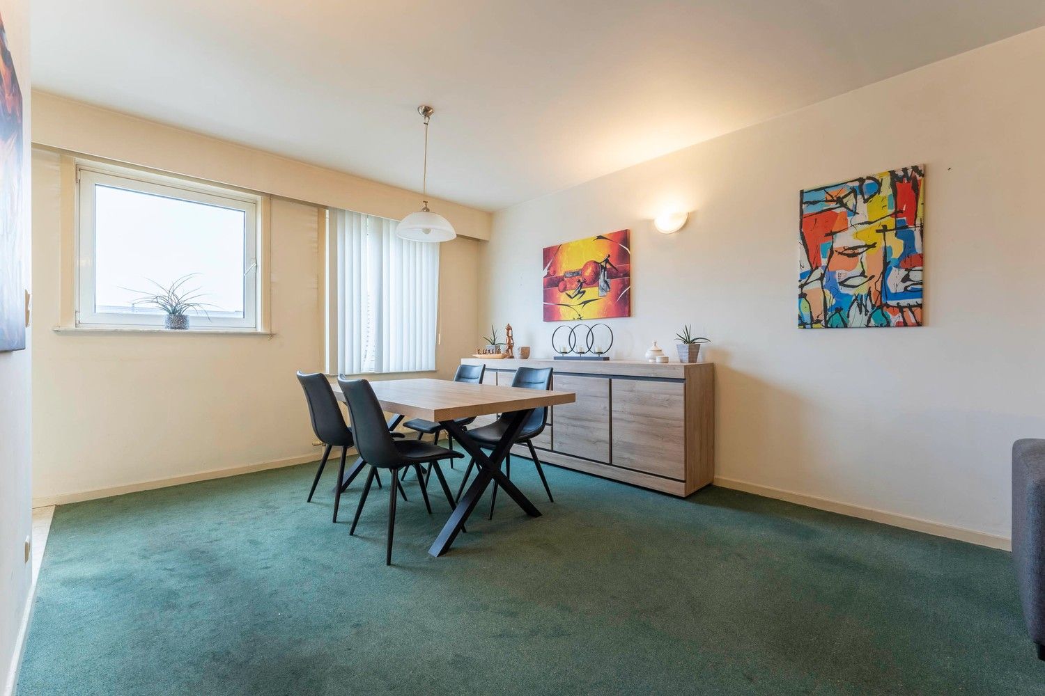 Mooi appartement te koop van 96 m² met 2 slaapkamers in het centrum van Neerpelt. foto 6