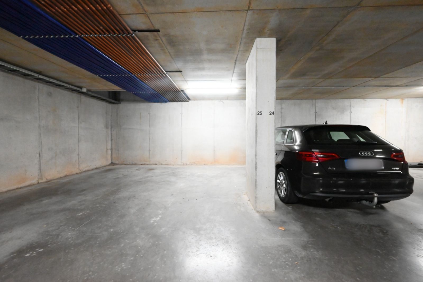 Garage te huur Koningsstraat 10/garage 25 - 8800 Rumbeke