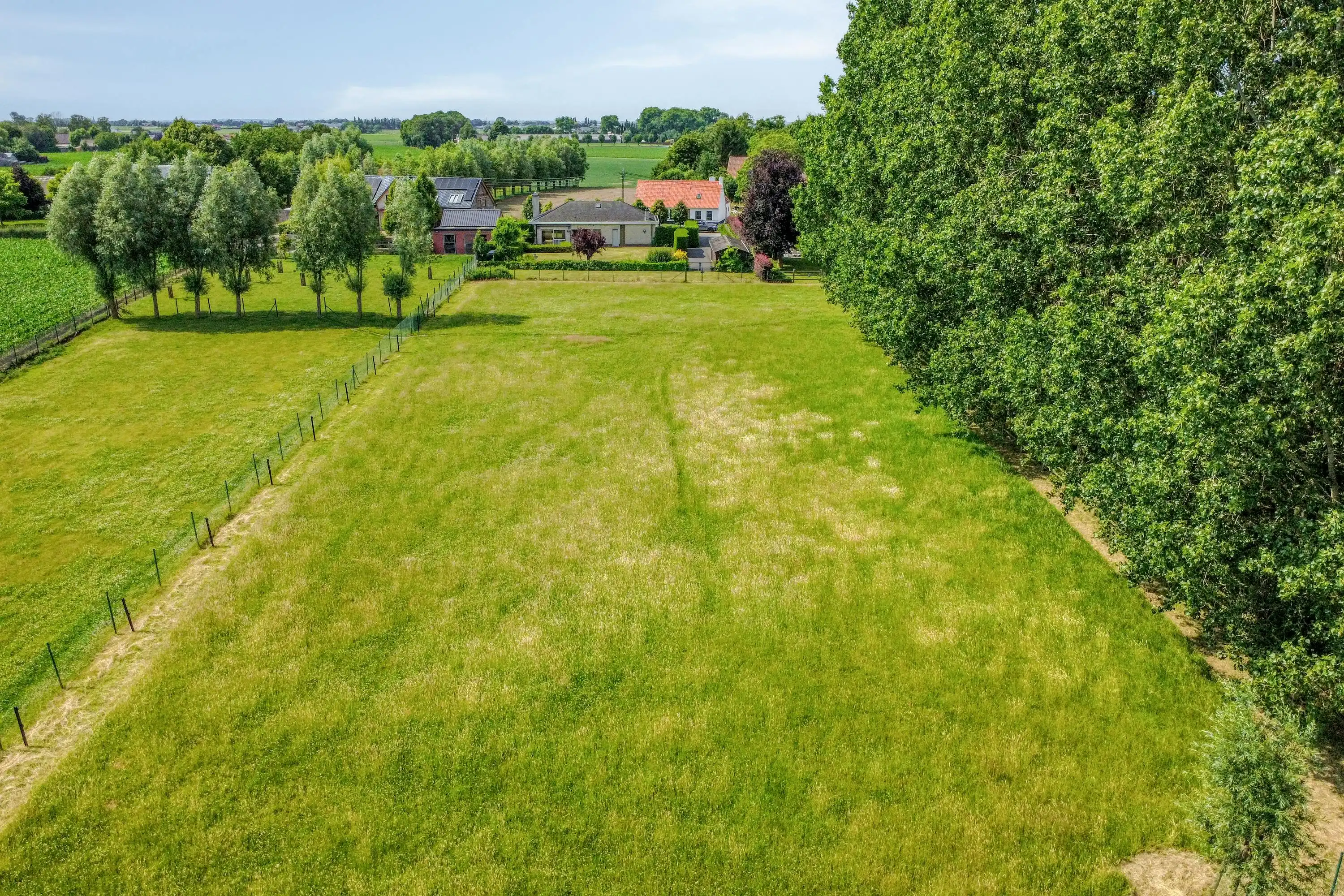 Idyllisch gelegen landelijke woning op perceel van 3.828 m² foto 26