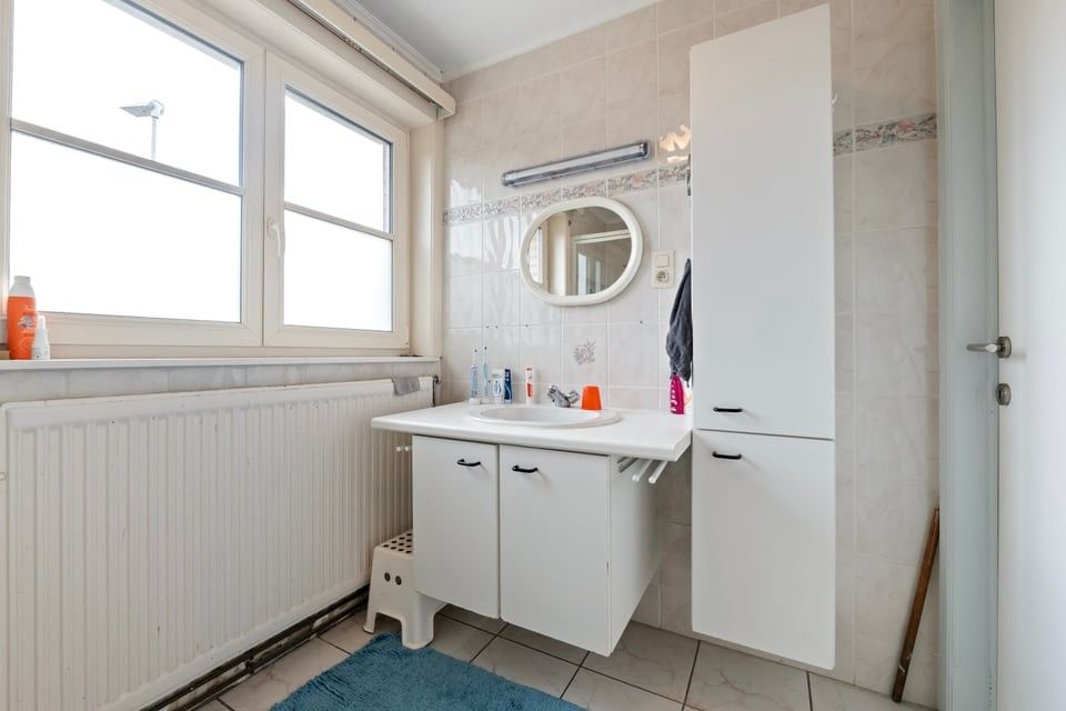 ENERGIEZUINIGE GEZINSWONING MET GARAGE VLAKBIJ HET CENTRUM VAN SINT-TRUIDEN foto 23