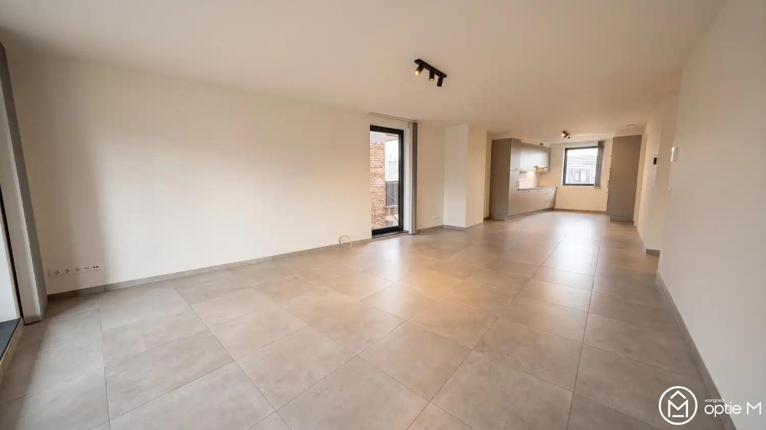 Te huur energiezuinig BEN-appartement met terras, 3 slpk in centrum Diepenbeek foto 2