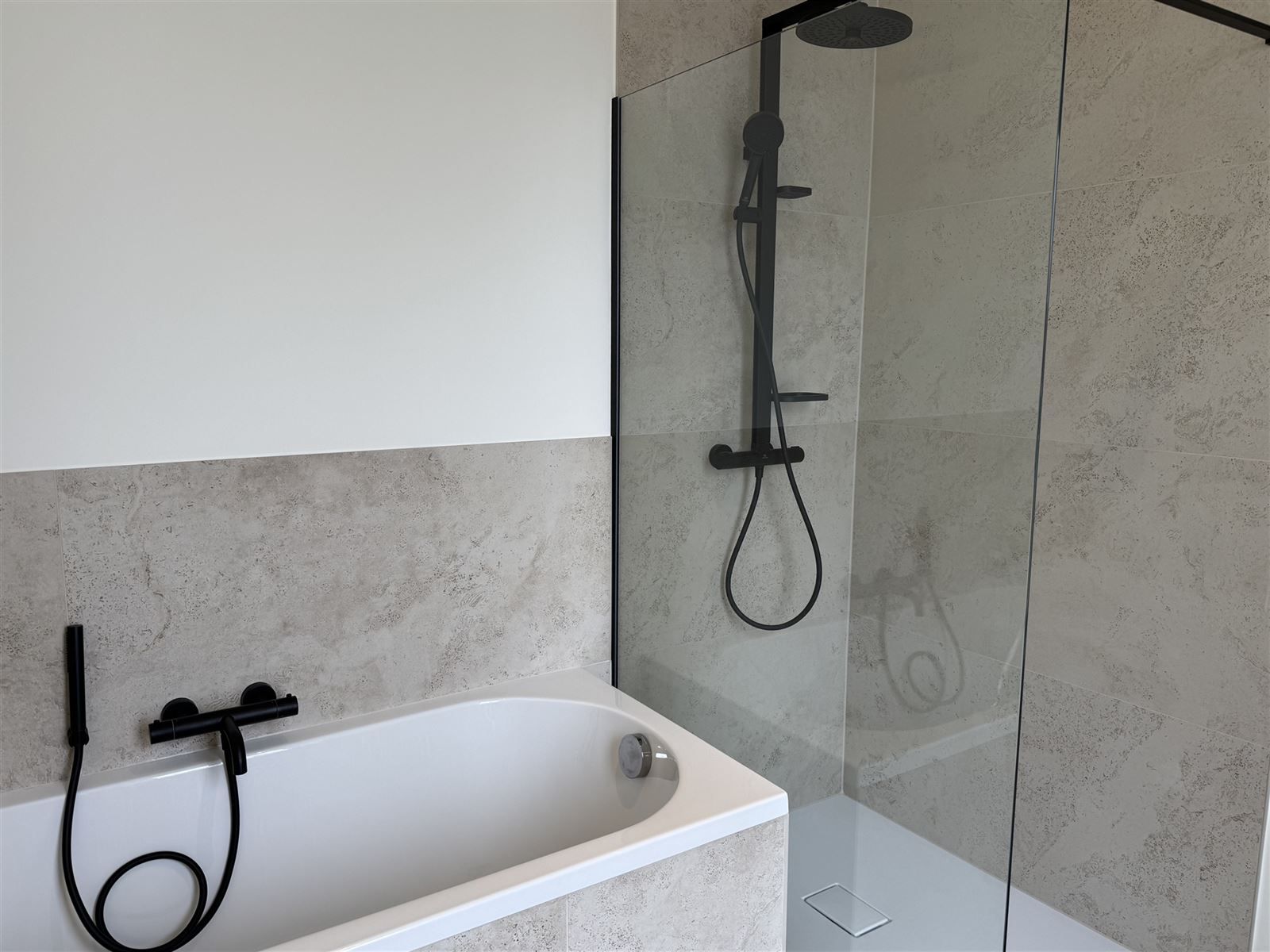 Nieuwbouw halfopen bebouwing foto 17