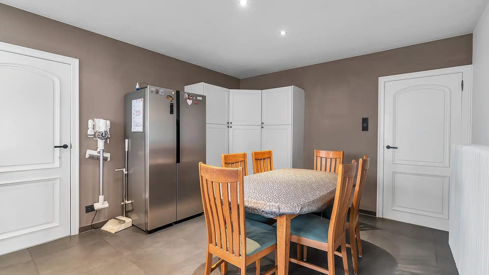 Ruime open bebouwing met 4 slaapkamers, zonnepanelen, thuisbatterij en EPC-label B in Paal! foto 12
