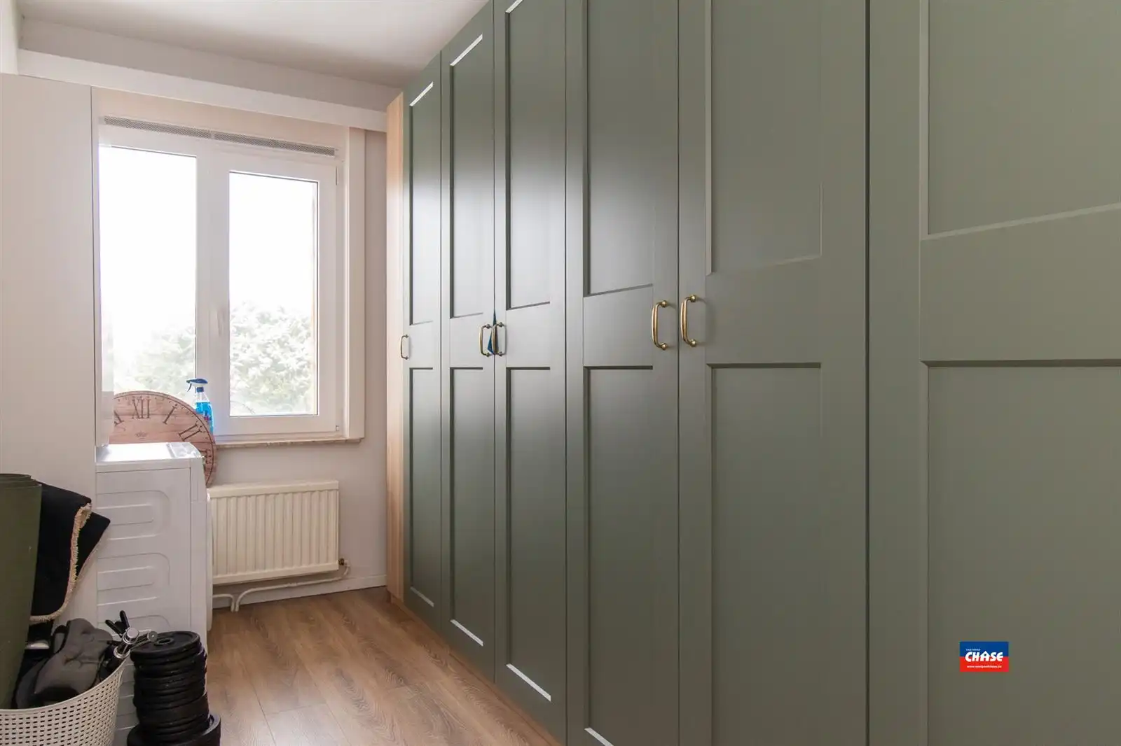 Instapklaar 2-slaapkamer appartement met terras foto 6