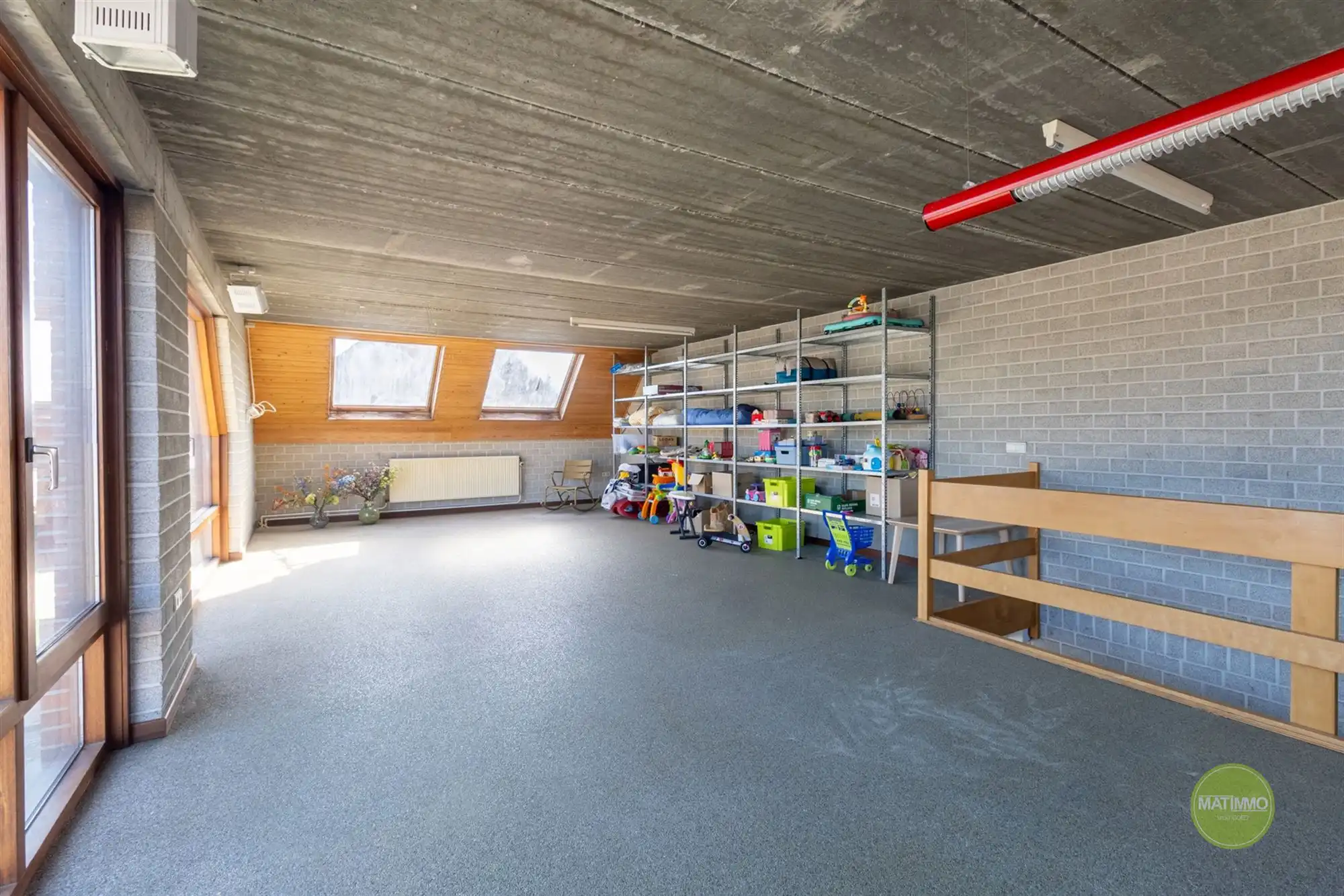 Uniek handelshuis met ruime woonst op toplocatie in Mol  foto 10