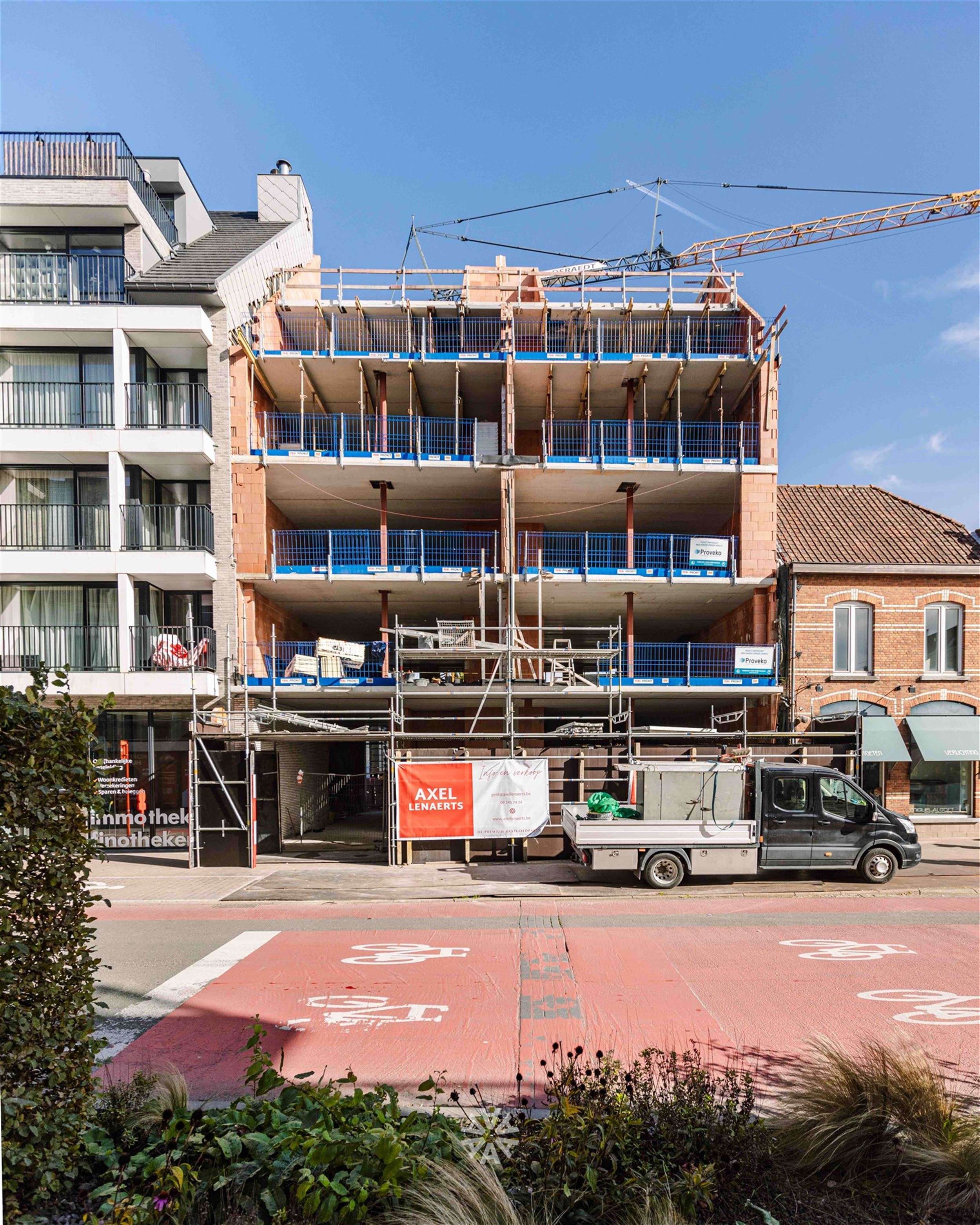 Nieuwbouwappartement te koop met 2 of 3 slaapkamers in een moderne residentie in het hartje van Deinze foto 2