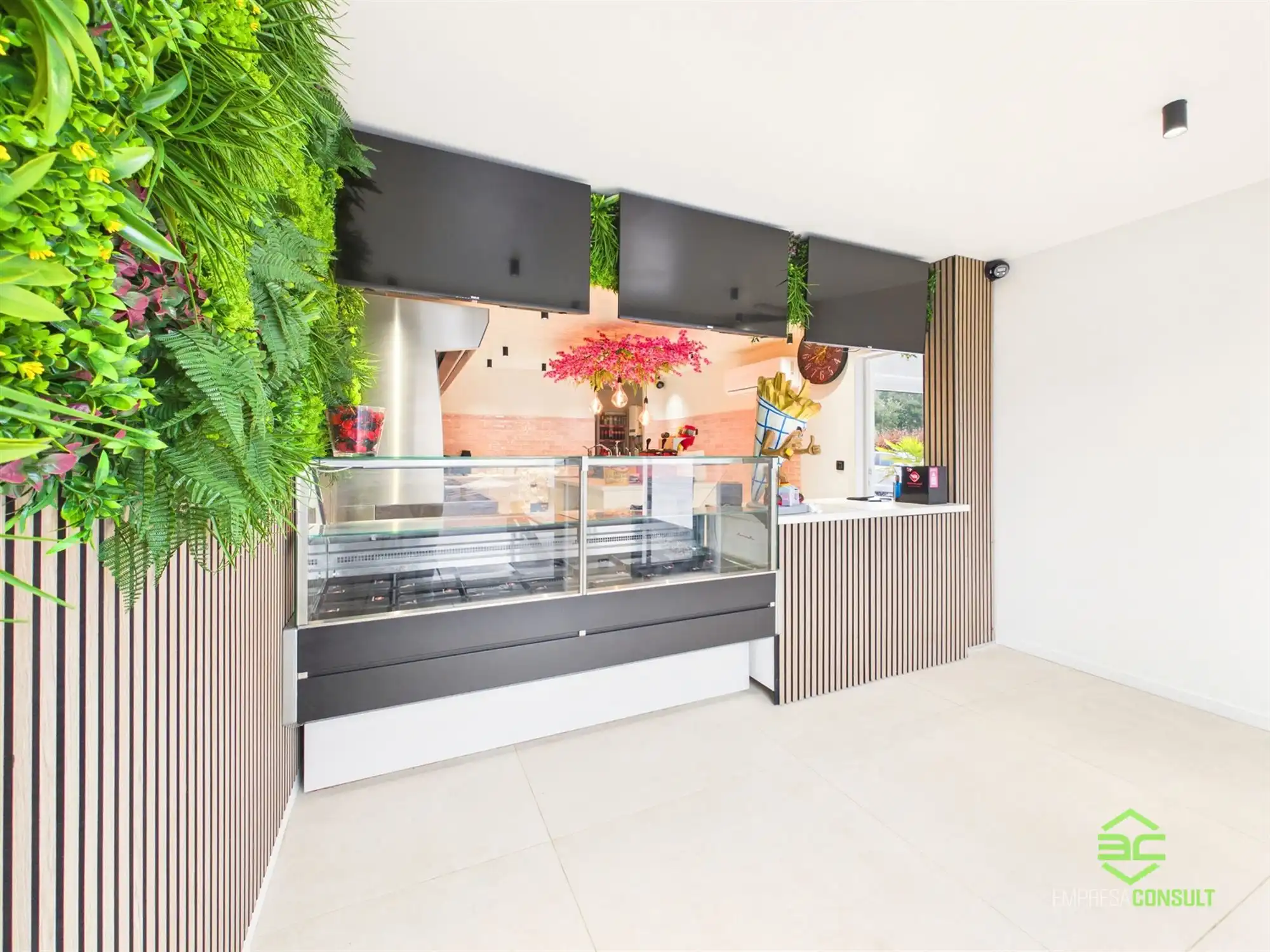 Instapklare gerenoveerde woning met zwembad op 22a 82ca! foto 26