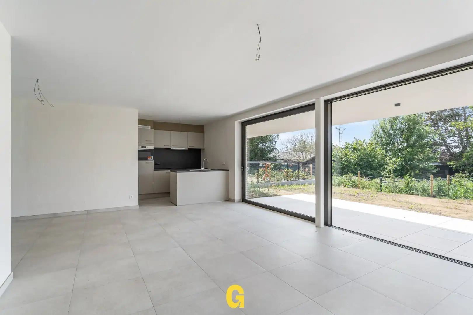 Gelijkvloers nieuwbouwappartement in residentie Bella Vista met 1 slaapkamer en terras en tuin met blijvend zicht op achterliggend groen, vlakbij het centrum.  foto 4