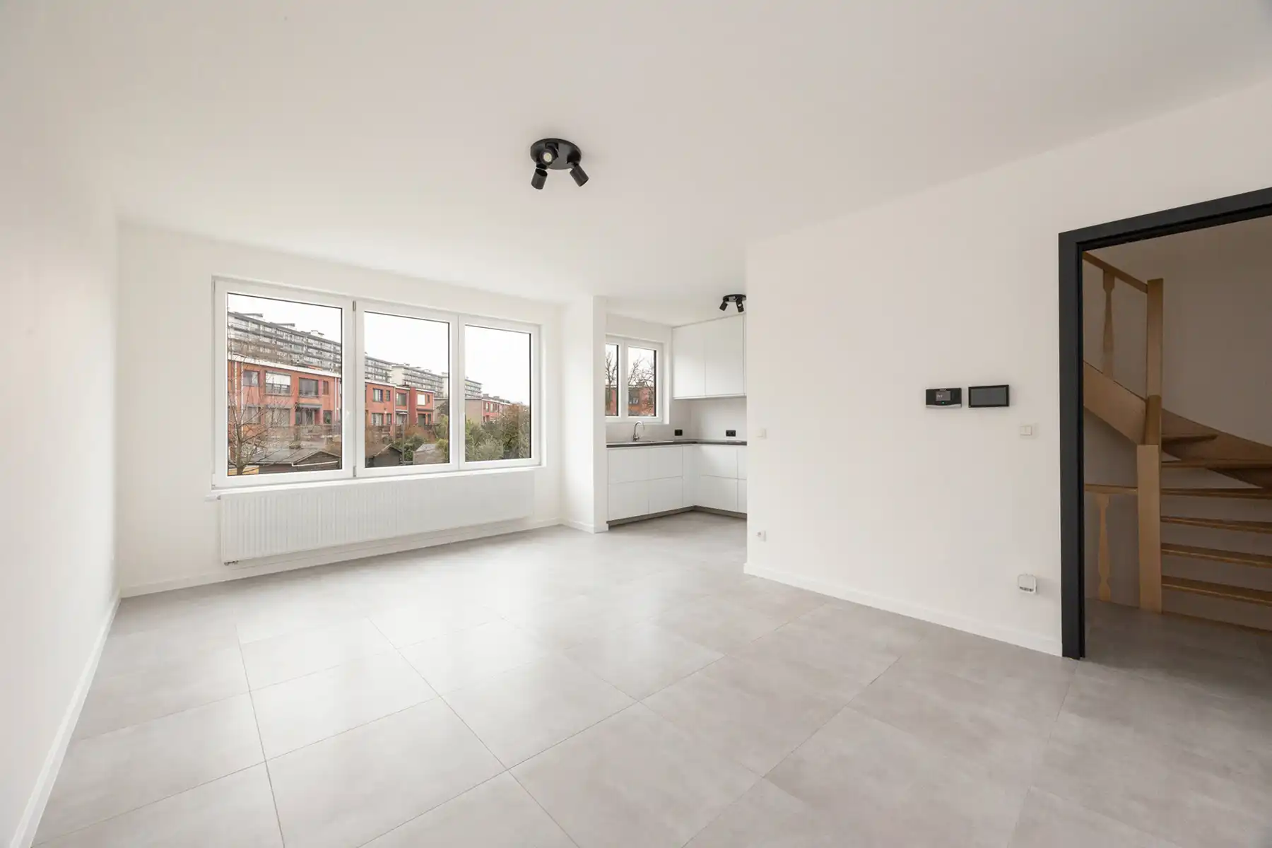 Totaalrenovatie (2025) met 3 slp, tuin en garage in Merksem foto 13