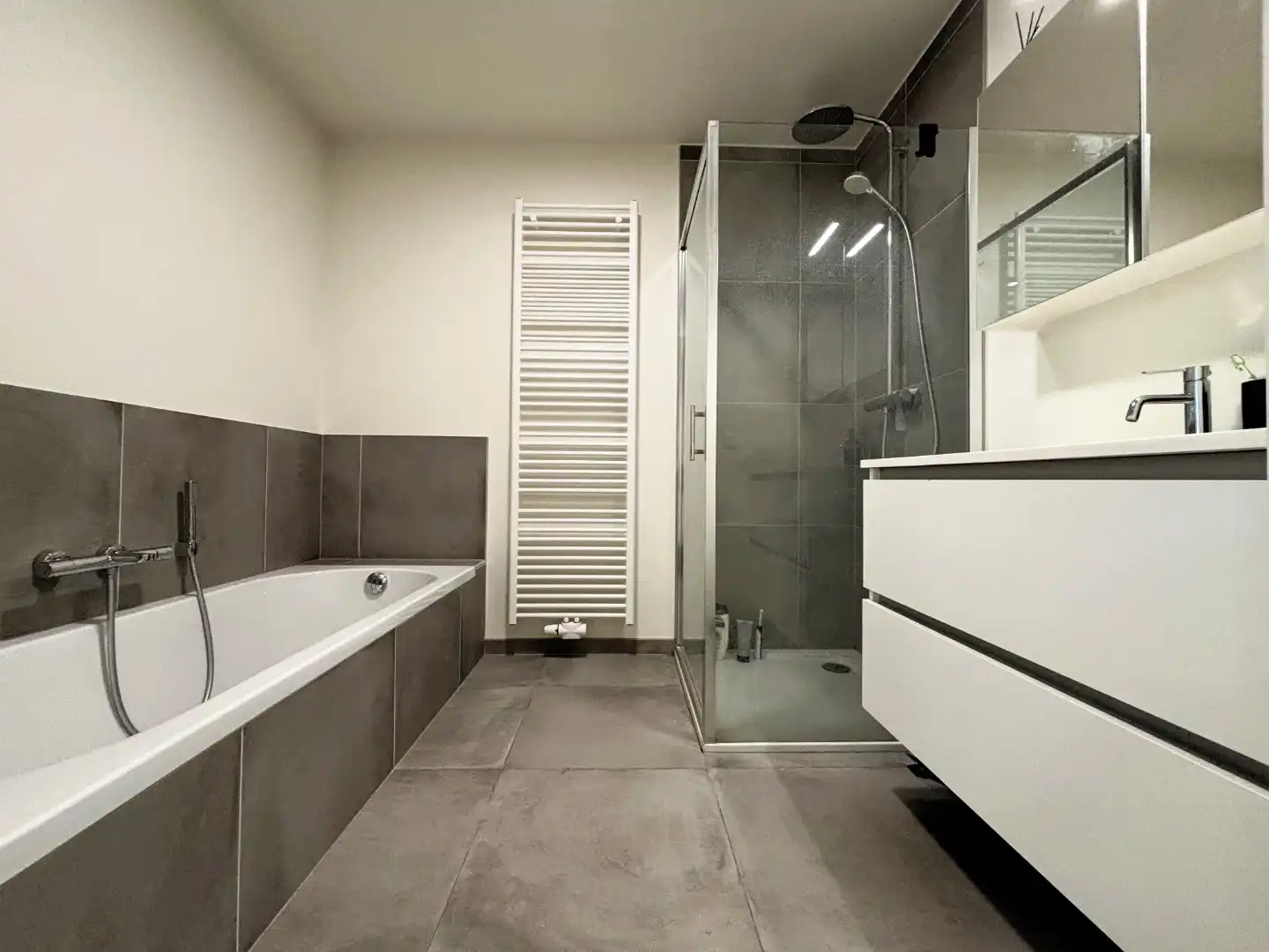 Nieuwbouwappartement te huur centrum Roeselare foto 14