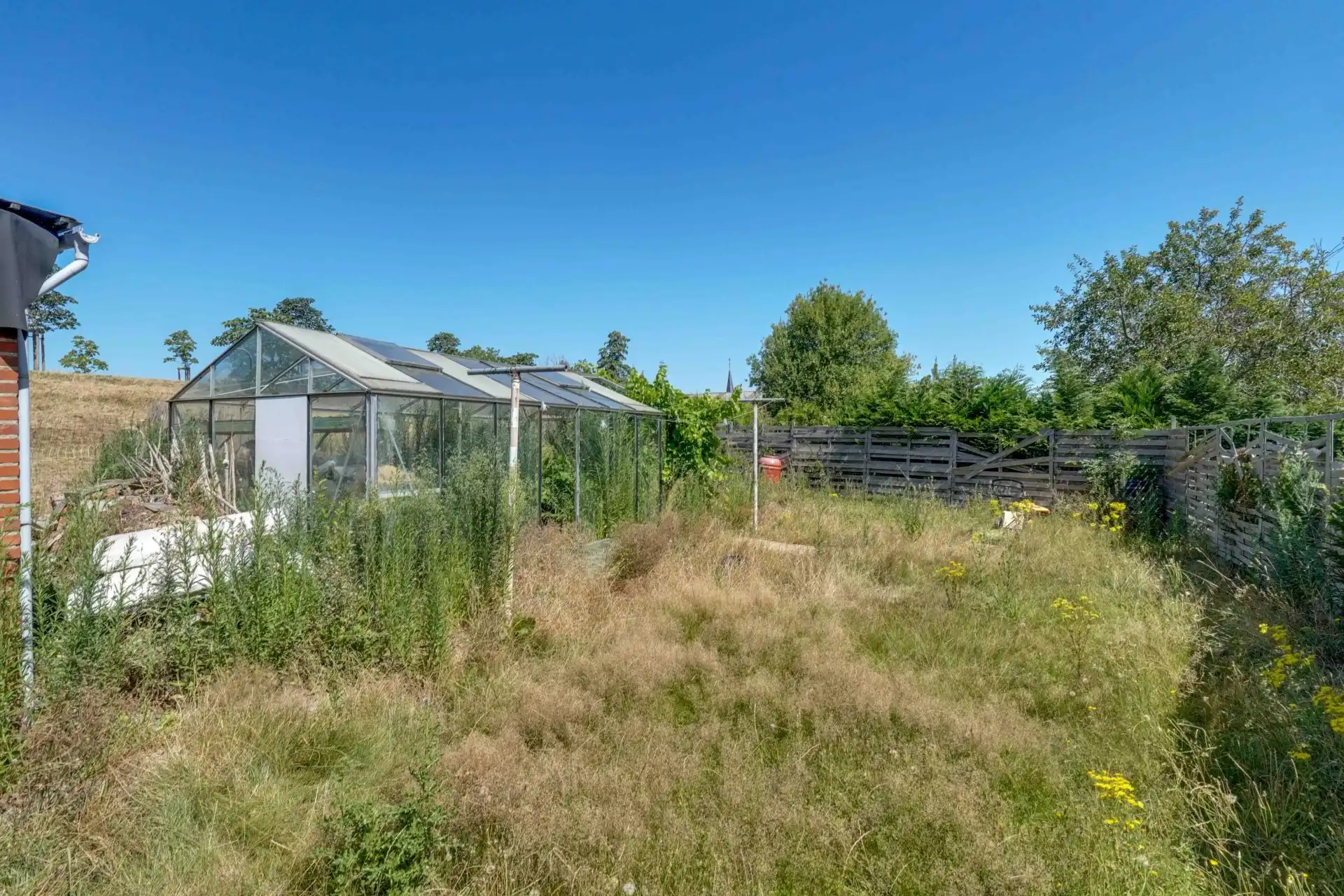 Landelijk gelegen woning met zes slaapkamers foto 28