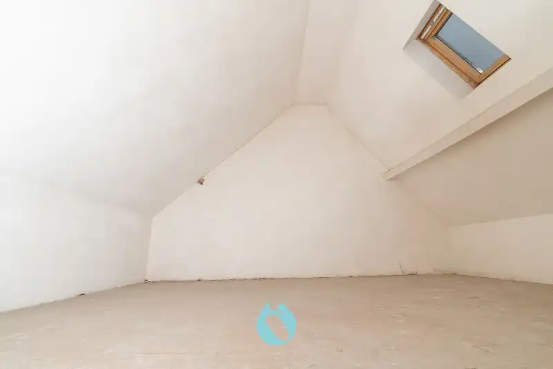 Woning met 4 à 5 slaapkamers en koer foto 12