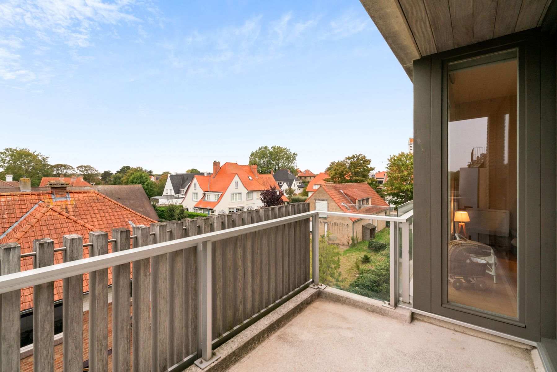 Centraal gelegen 2-kamerappartement met terras foto 2