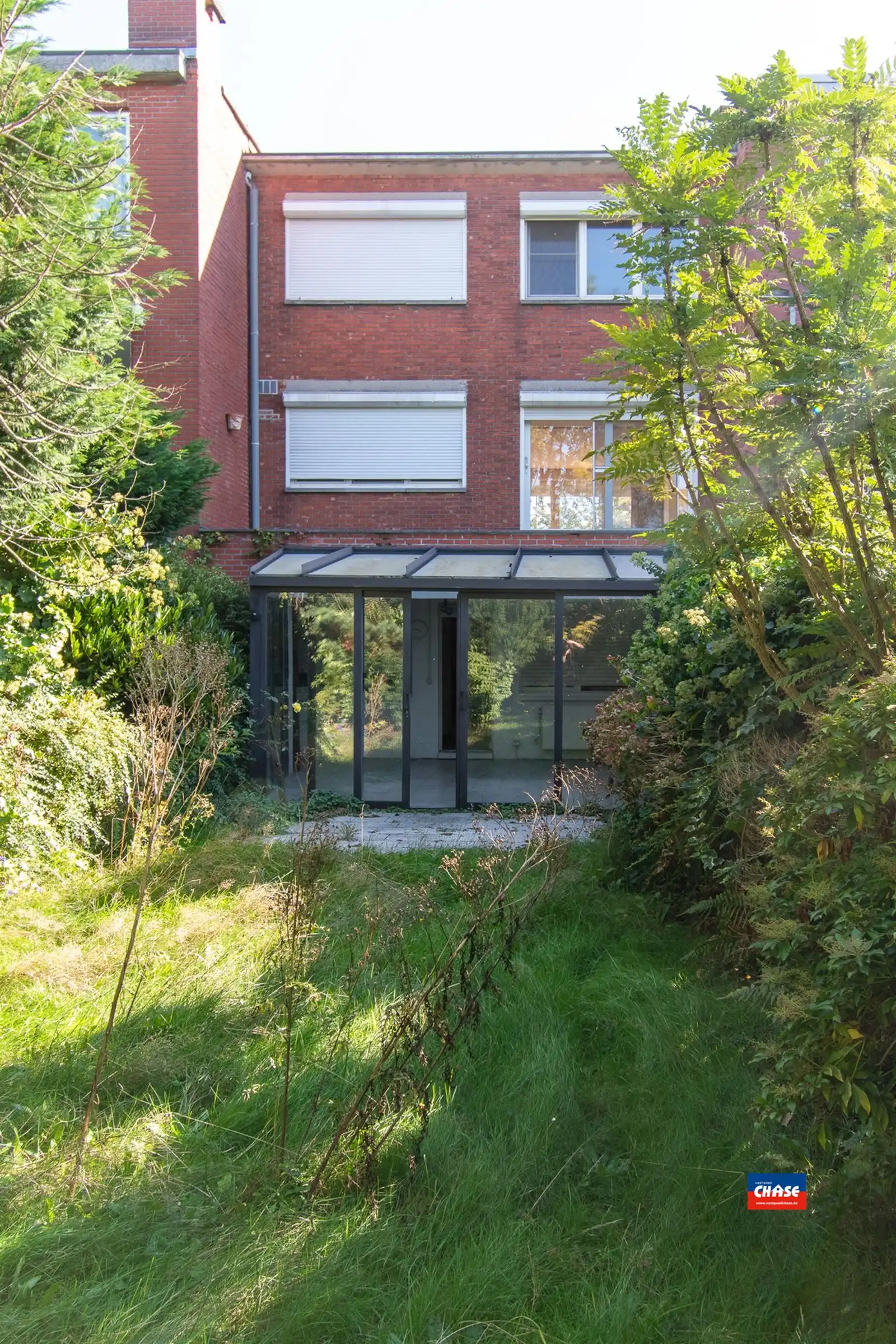 Woning met 2-3 slpks, tuin en garage foto 3