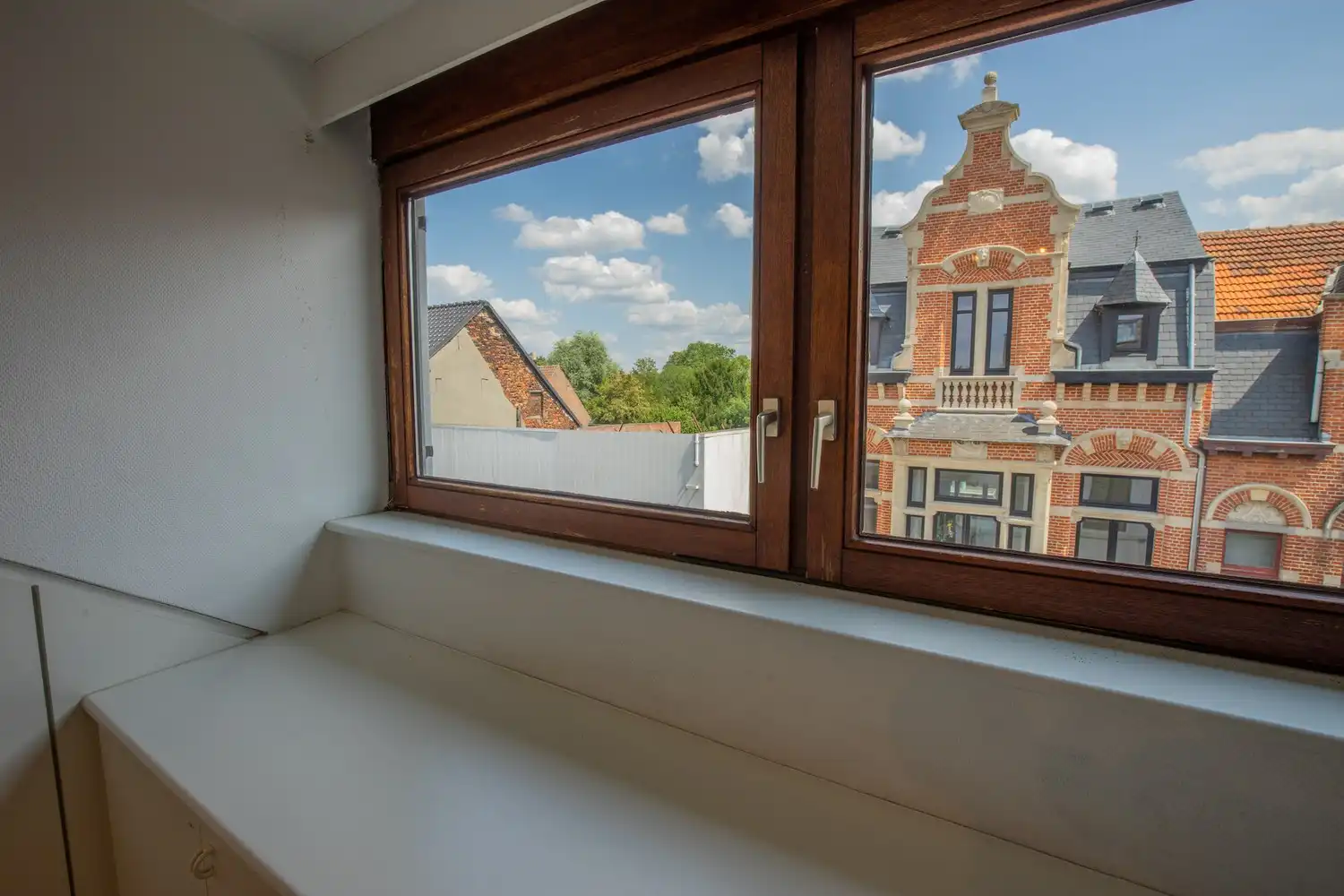 Voormalige tandartspraktijk met ruim duplexappartement, parking en zonnig dakterras in het centrum van Aarschot foto 32