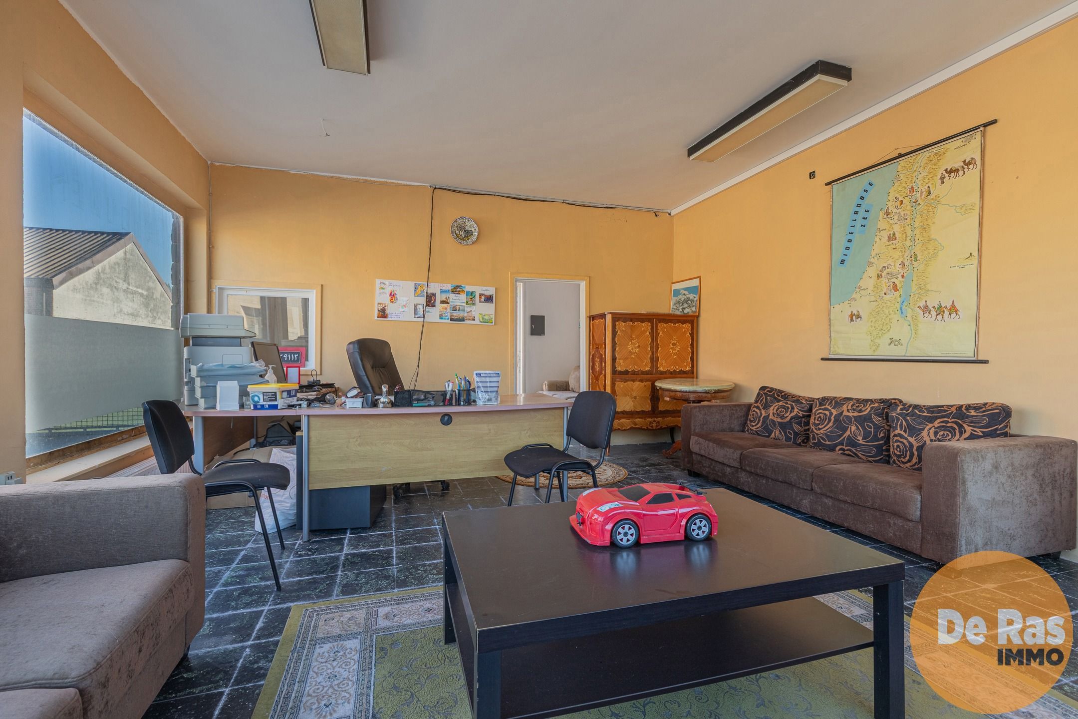 BURST- Vergunde loods (400m²) met woning op centrale locatie foto 18