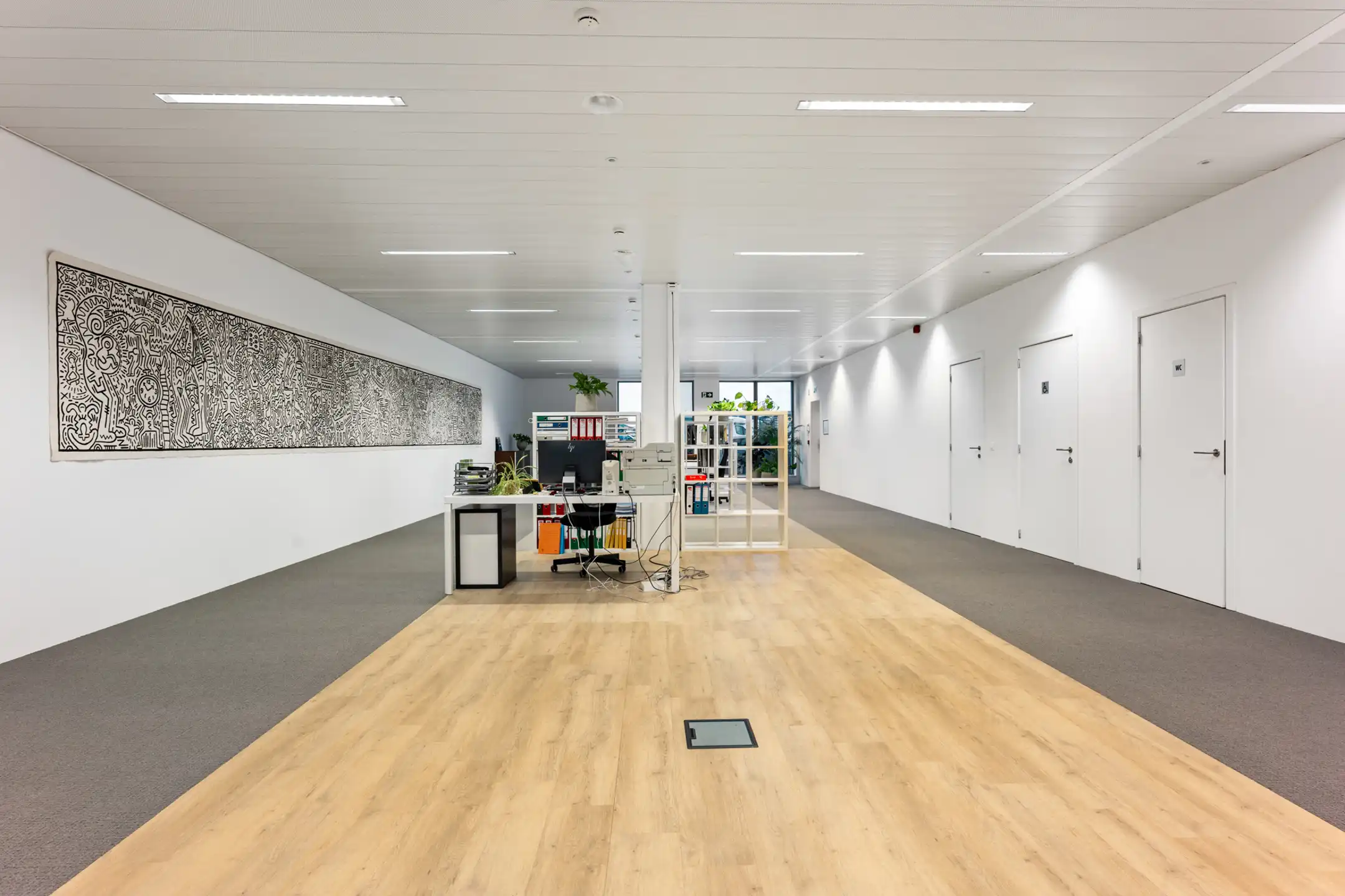 Gelijkvloers kantoor te koop op 't Eilandje!  foto 4