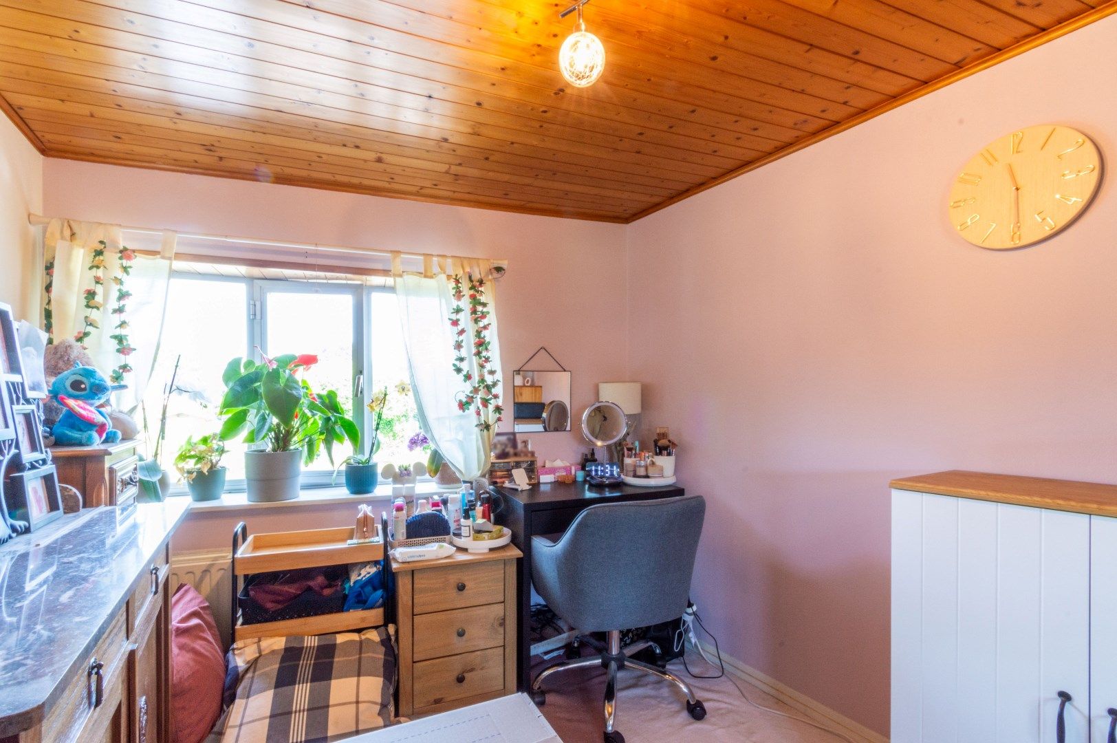 DRIEGEVEL WONING MET 2 SLAAPKAMERS & TUIN ! foto 13