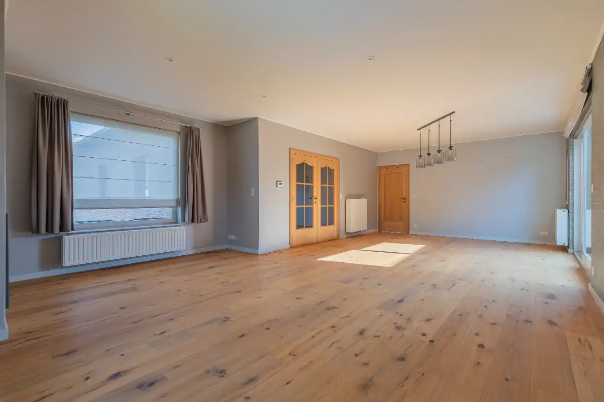 Zeer goed gelegen bungalow op wandelafstand van het centrum, station en de scholen van Dendermonde foto 5