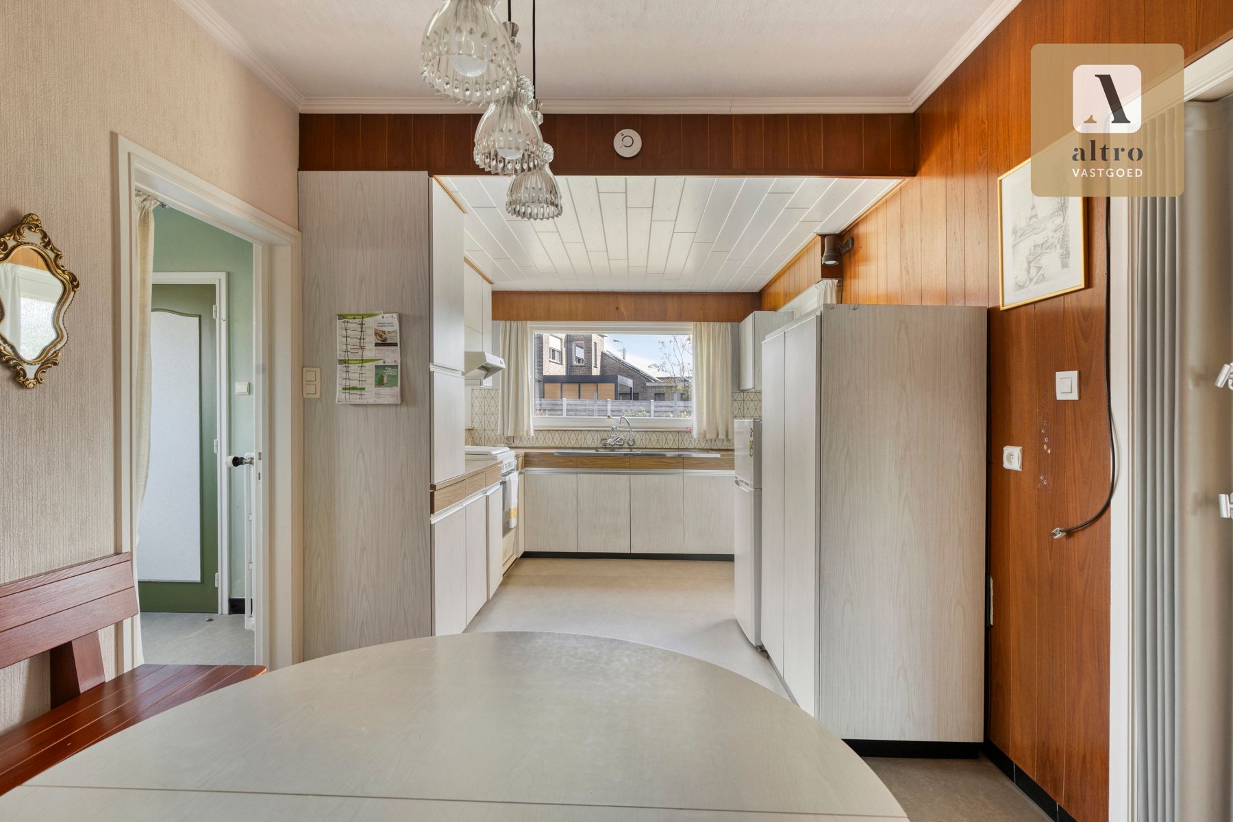 Te renoveren woning met veel potentieel in Aalter foto 10