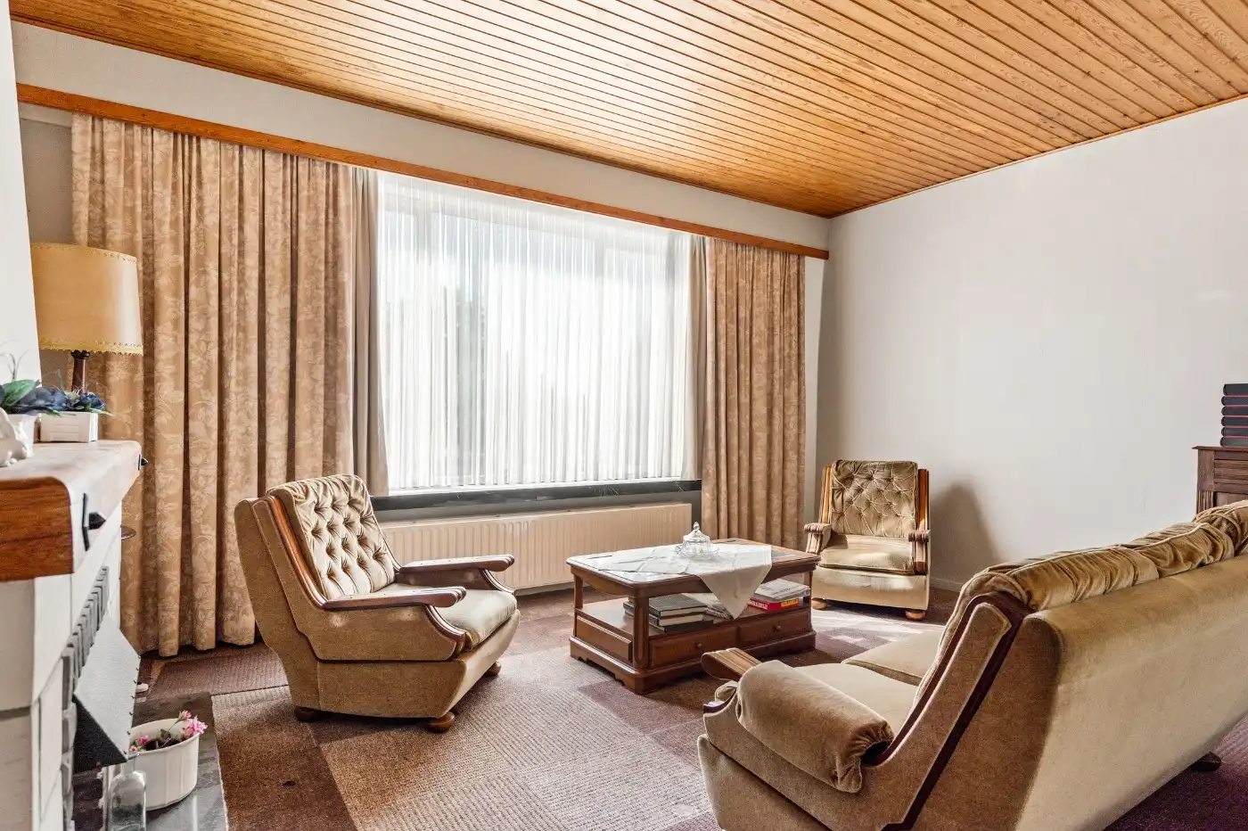 Te renoveren woning met 3 à 4 slpk., garage en tuintje foto 3
