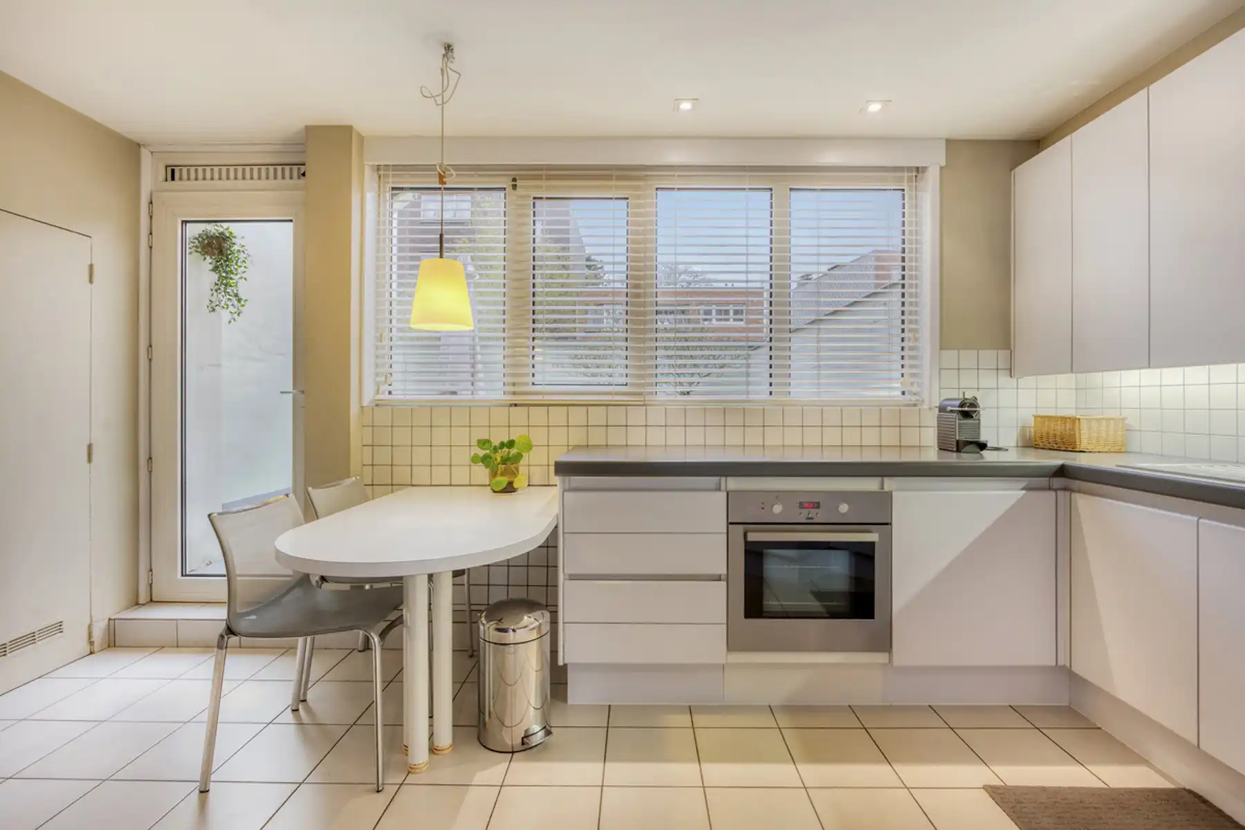 Instapklare burgerwoning op meer dan TOPLIGGING!!! foto 7