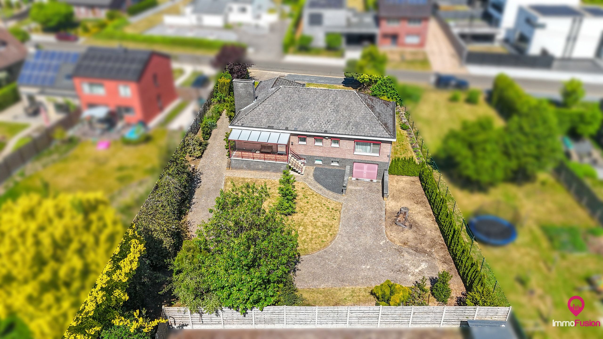 Mooie, volledig onderkelderde bungalow met 3 slaapkamers!  foto 43