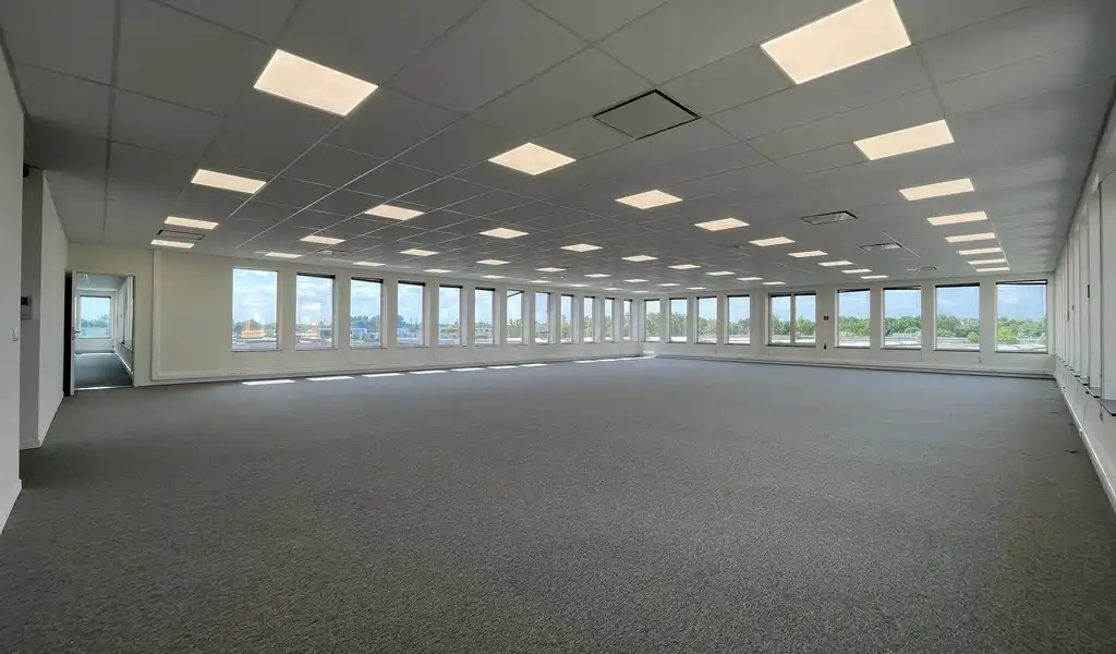 Kantoorruimte te huur vlakbij afrit E19 in Mechelen foto 11
