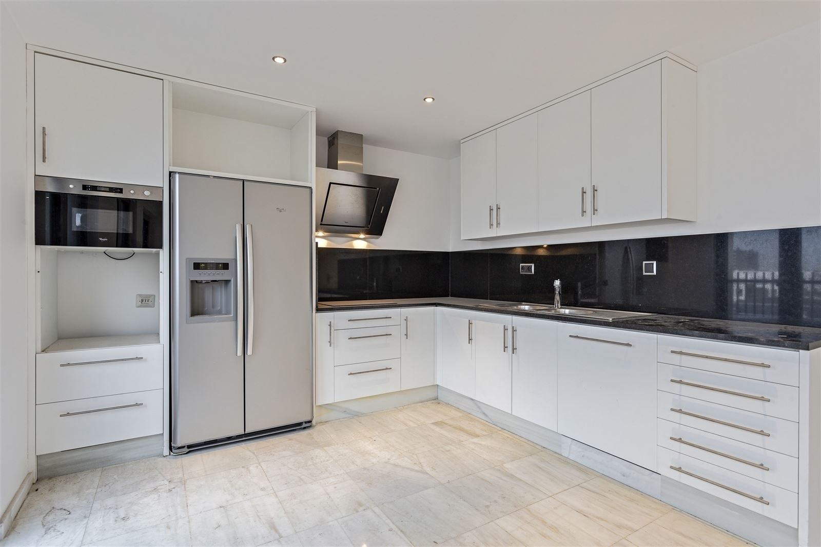 For the shop aholics between us: Meir shopping street foto 3