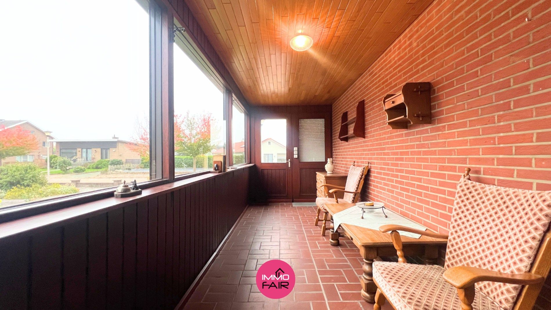 Vrijstaande bungalow op absolute toplocatie op slechts 10 minuutjes van Maastricht! foto 8